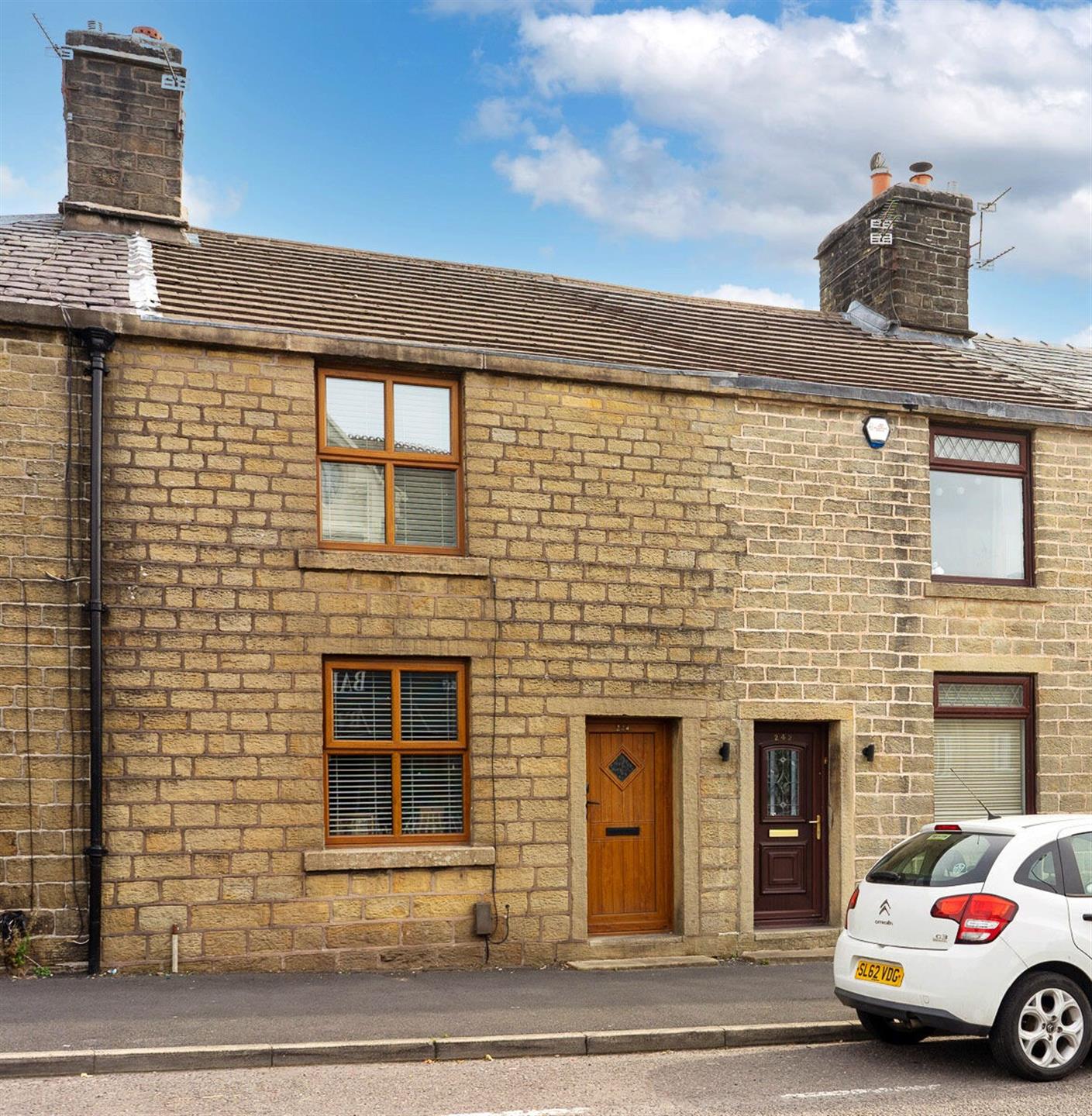 2 bedroom cottage house To Let in Egerton, Bolton, Greater Manchester, . - Photo.