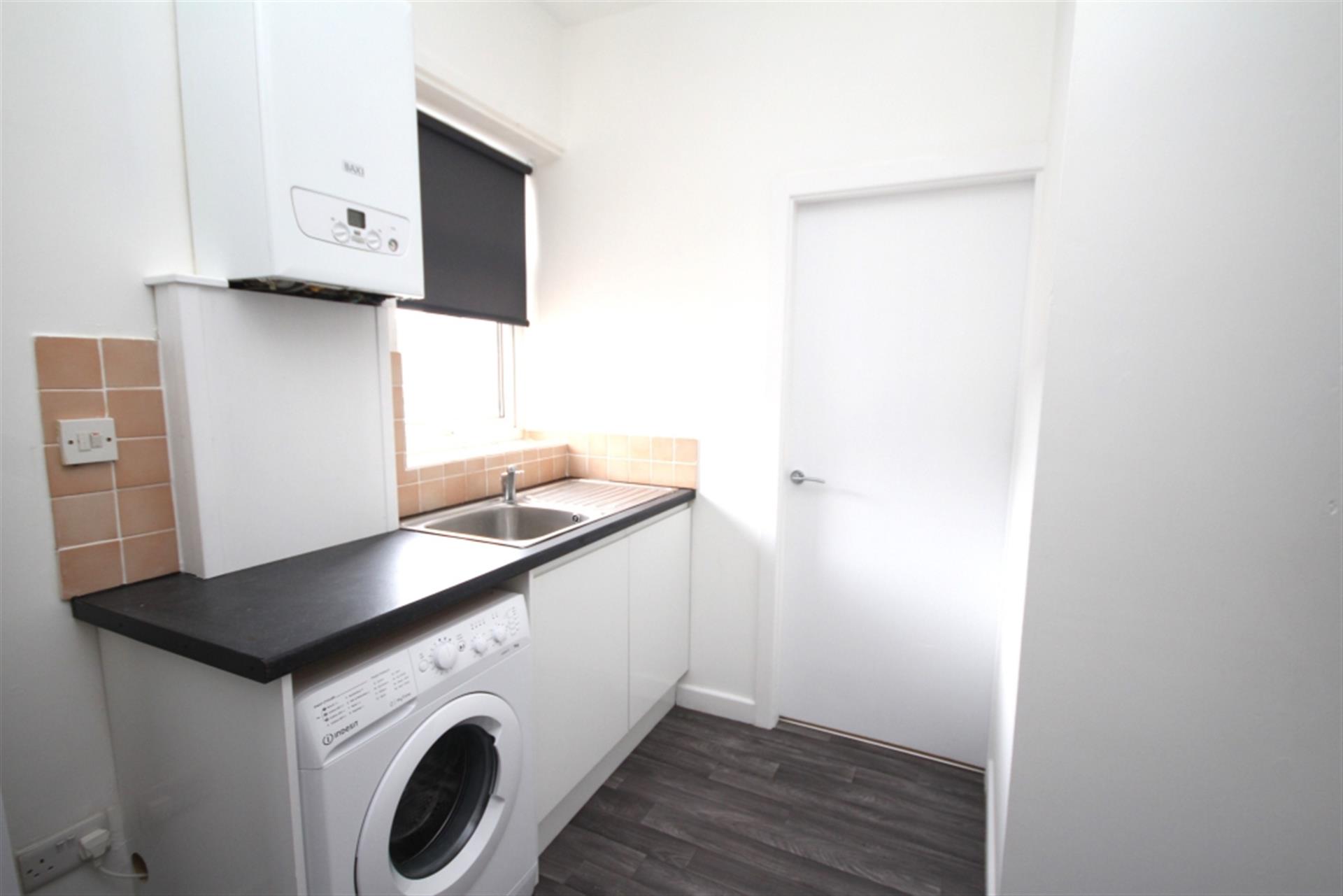 2 bedroom apartment flat / apartment To Let in Horwich, Bolton - Kitchen.