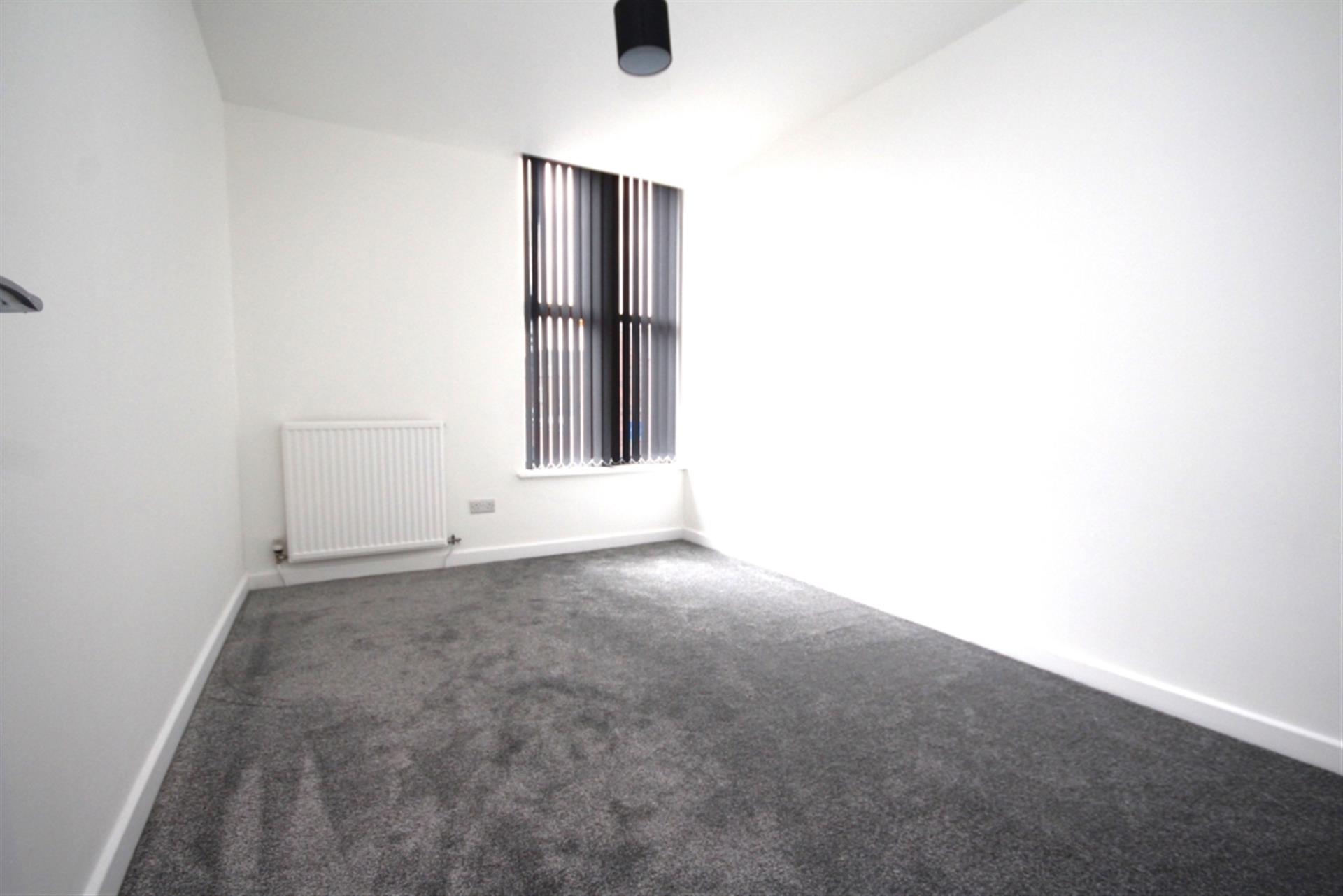 2 bedroom apartment flat / apartment To Let in Horwich, Bolton - Bedroom.