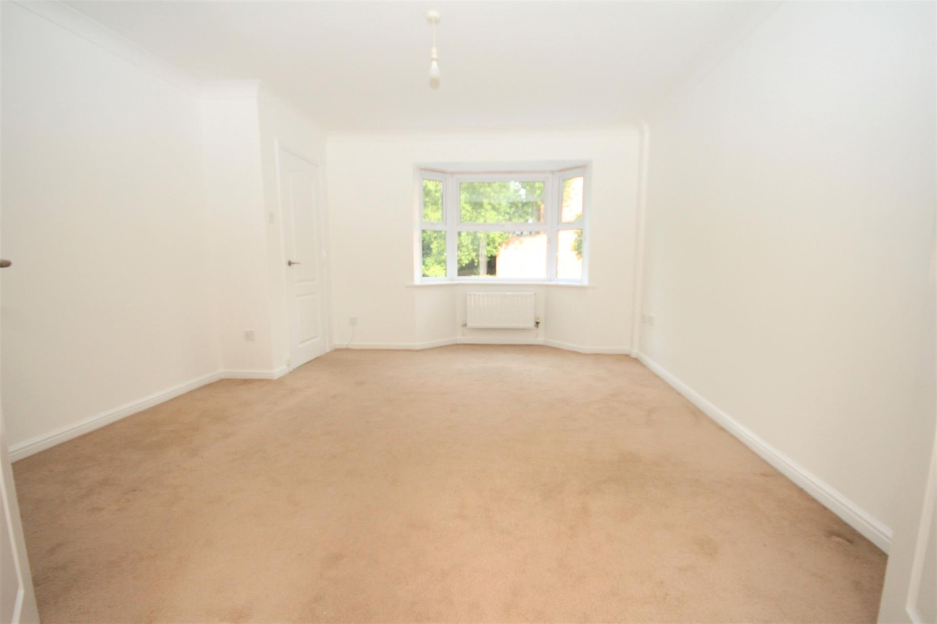 3 bedroom semi-detached house Let Agreed in Bromley Cross, Bolton, Greater Manchester - Lounge.