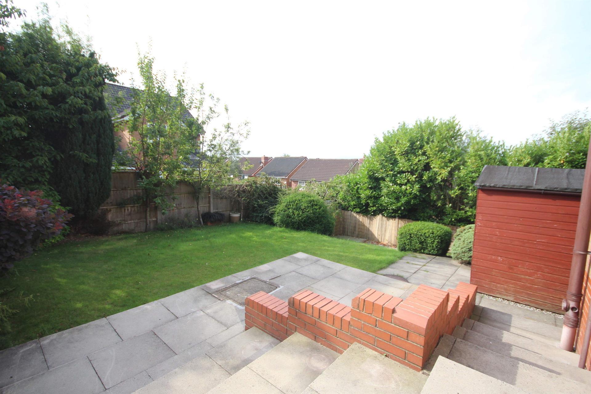 3 bedroom semi-detached house Let Agreed in Bromley Cross, Bolton, Greater Manchester - Garden.