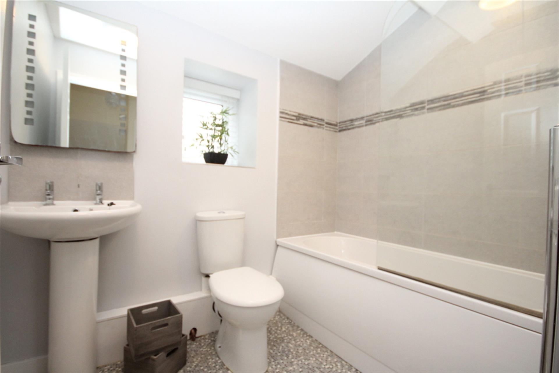 2 bedroom cottage house To Let in Belmont, Bolton, Greater Manchester - Bathroom.