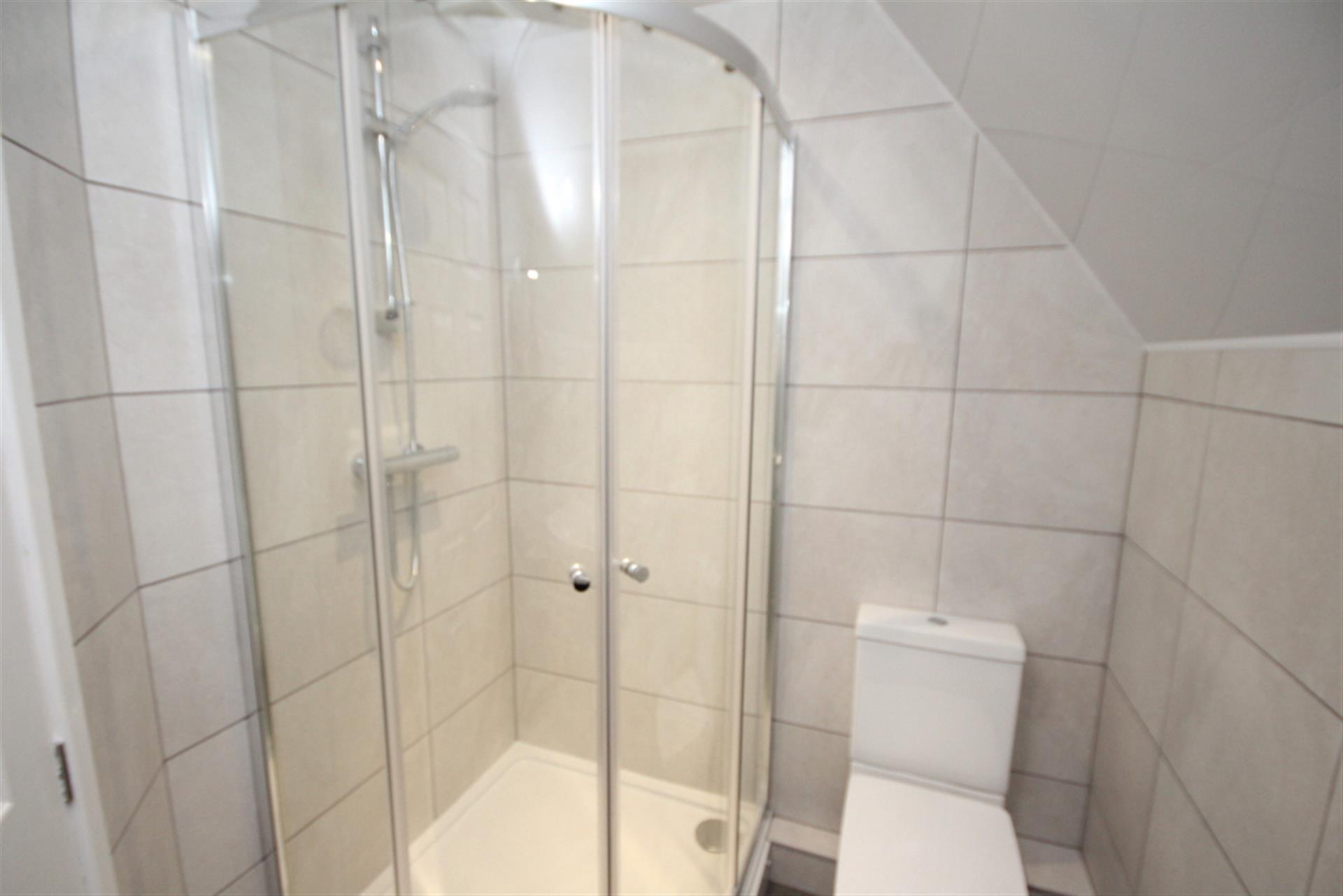 3 bedroom detached house To Let in Briggs Fold Rd, Egerton, Bolton, Greater Manchest - En- Suite.
