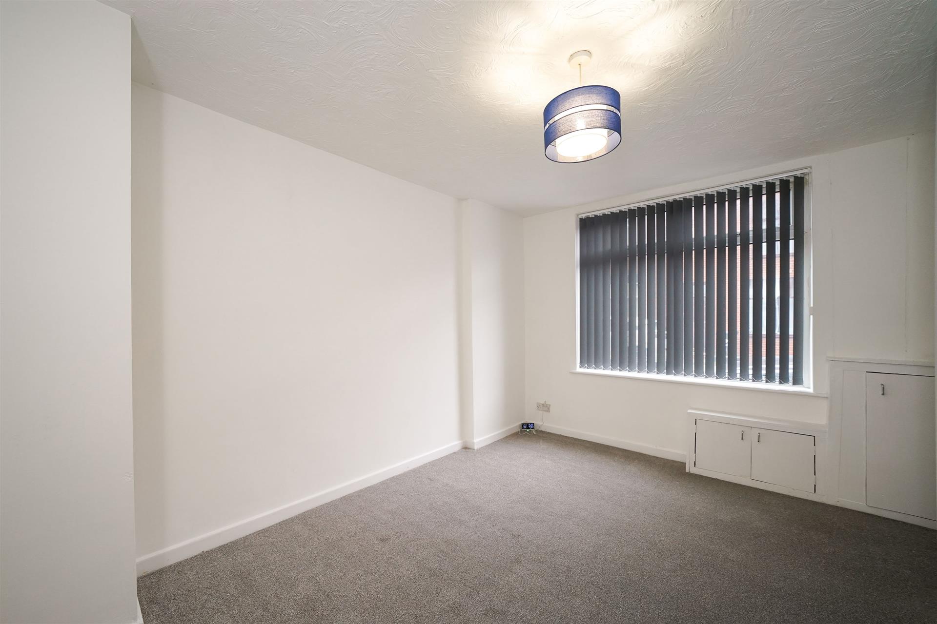 1 bedroom apartment flat / apartment Let Agreed in Bolton, Greater Manchester - Living room.