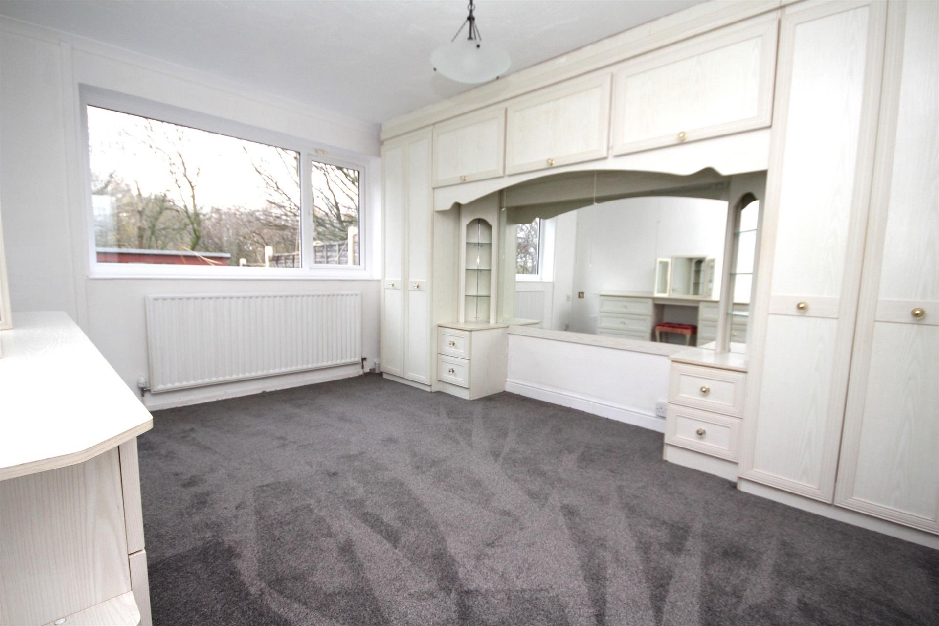 2 bedroom bungalow Let Agreed in Bolton, Greater Manchester - Master bedroom.