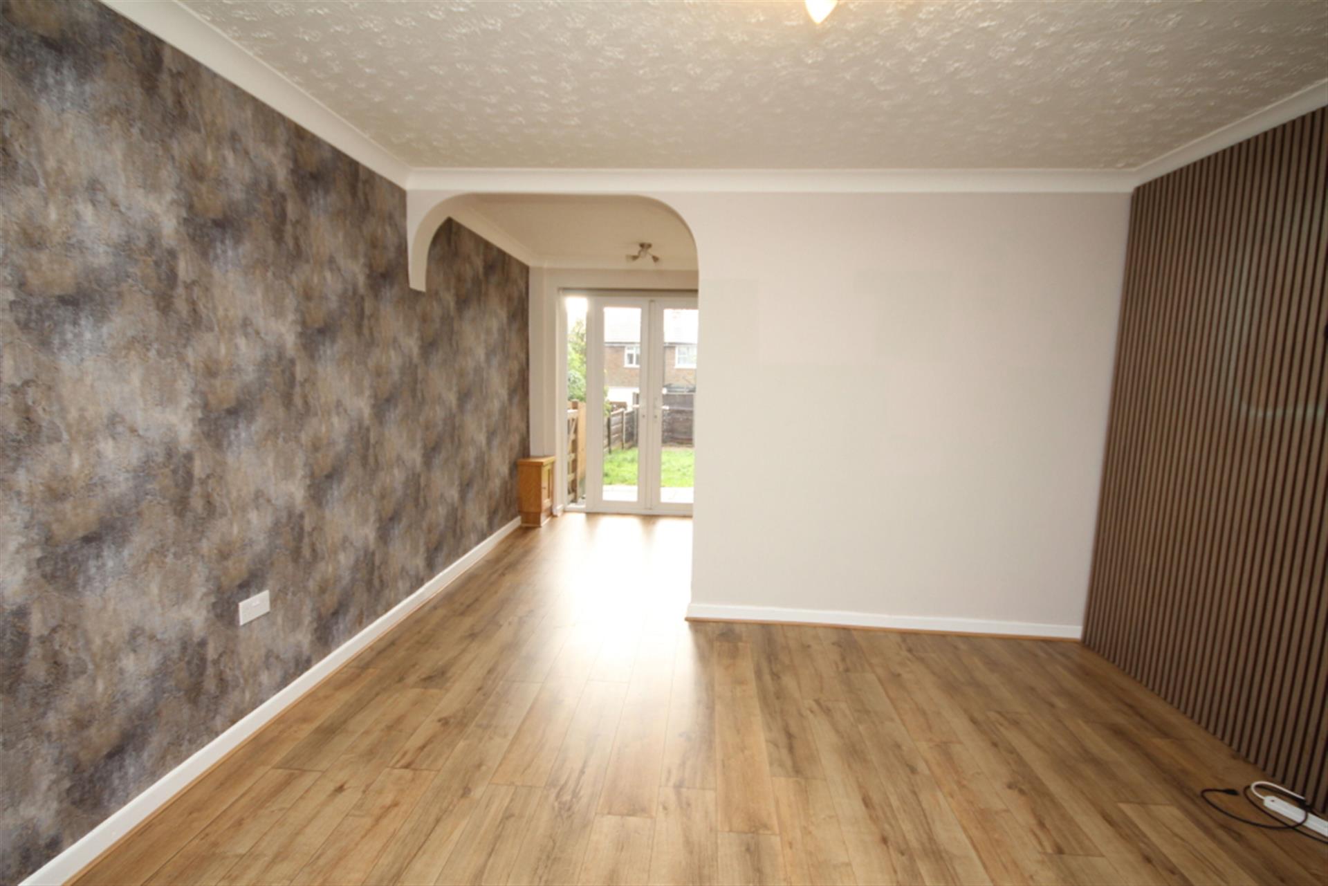 3 bedroom terraced house To Let in Bromley Cross, Bolton, Greater Manchester - Open Plan Lounge Din.