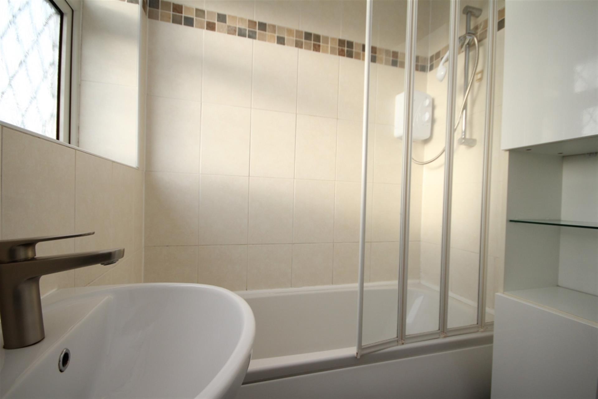 3 bedroom terraced house To Let in Bromley Cross, Bolton, Greater Manchester - Bathroom.