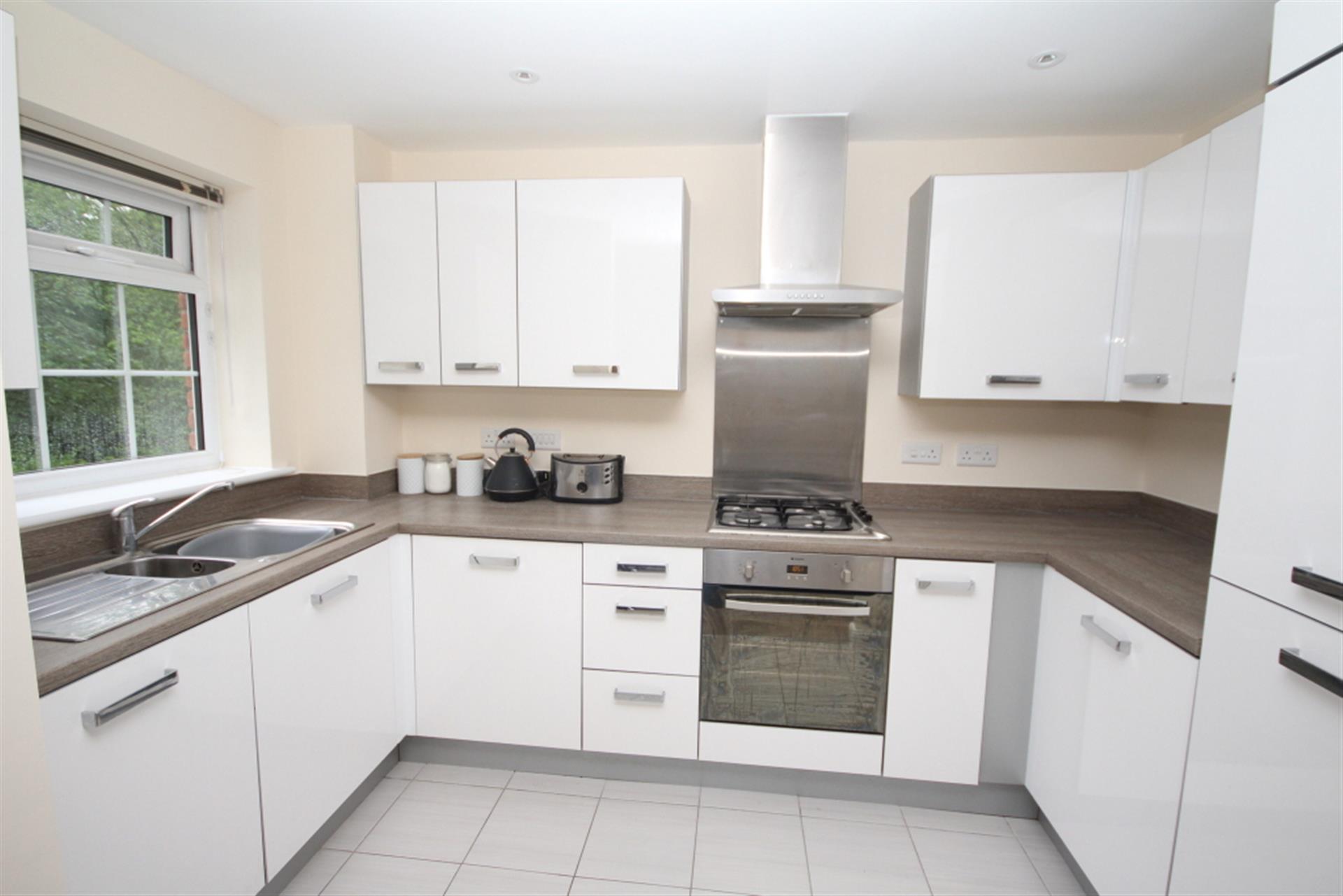 2 bedroom apartment flat / apartment To Let in Bolton, Greater Manchester - Kitchen.
