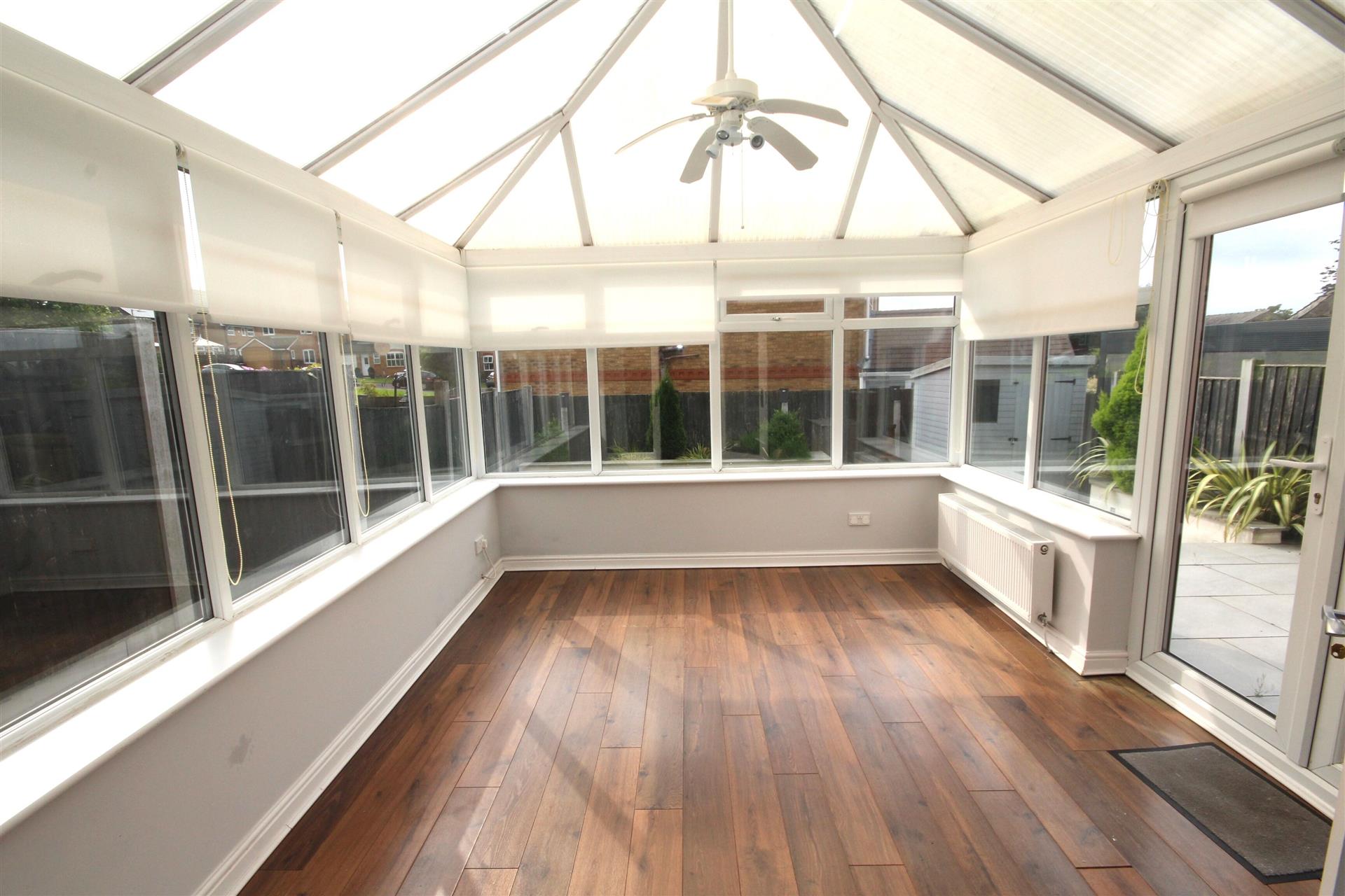 3 bedroom detached house Let Agreed in Bromley Cross, Bolton, Greater Manchester - Conservatory.