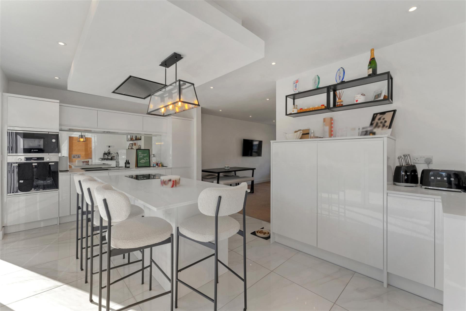 5 bedroom detached house To Let in Marklands, Lostock Hall, Preston, Lancashire - Kitchen.