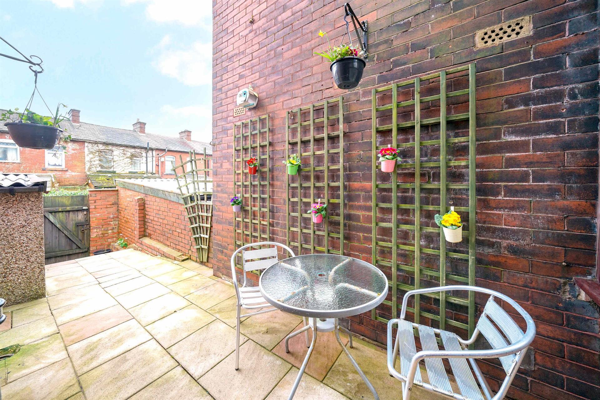 3 bedroom terraced house To Let in Bromley Cross, Bolton, Greater Manchester - Yard.