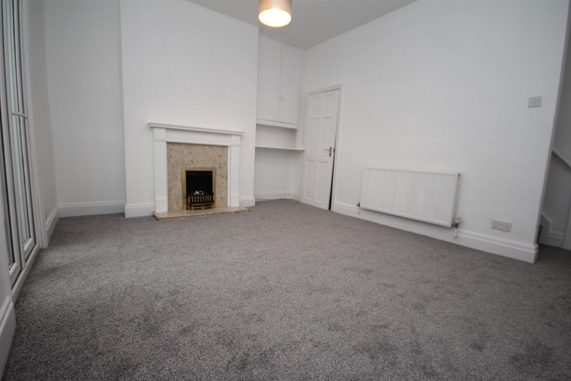 2 bedroom terraced house To Let in Bromley Cross, Bolton, Greater Manchester - Photo.