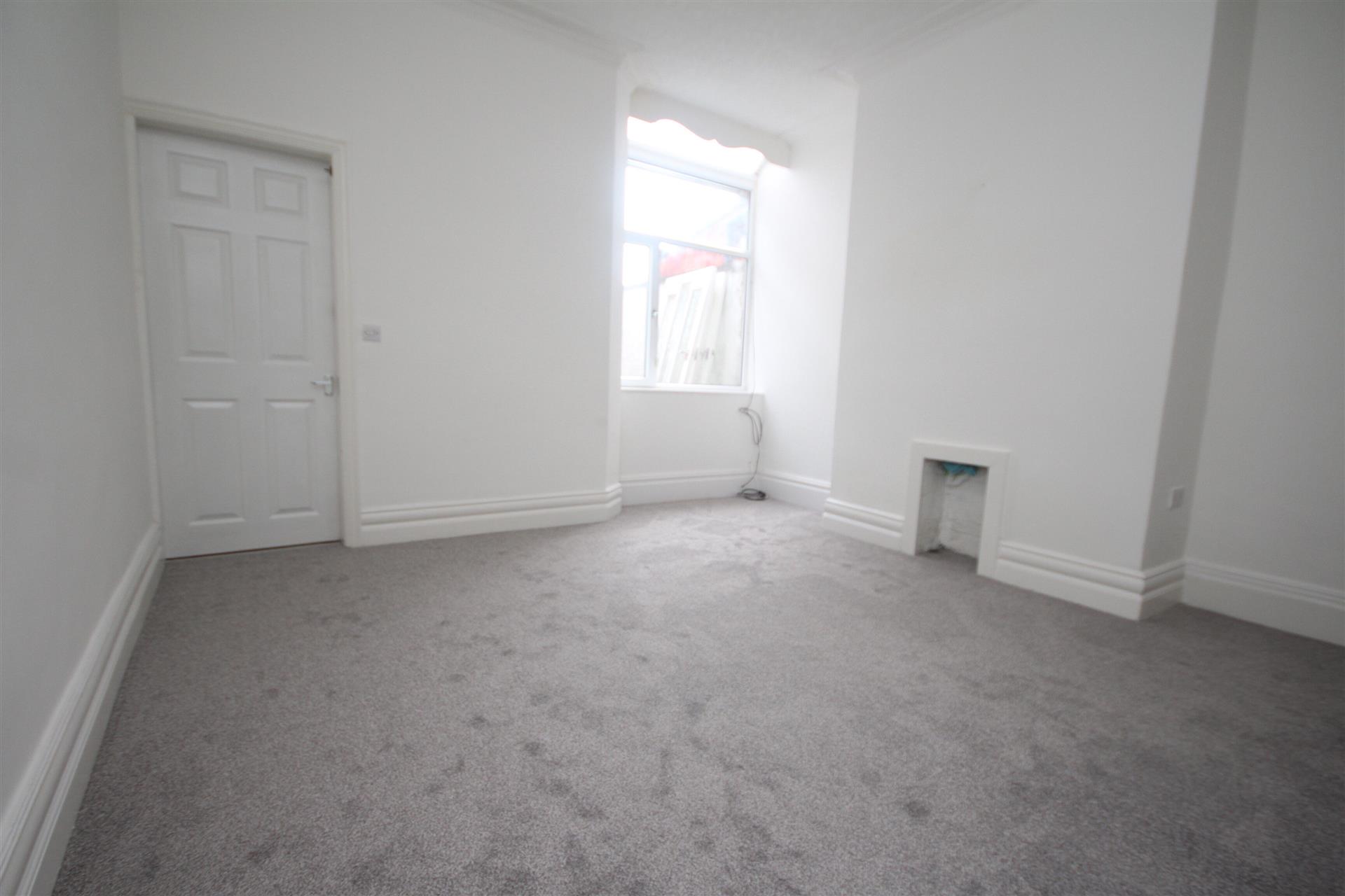 2 bedroom terraced house To Let in Darwen, Lancashire - Photo.