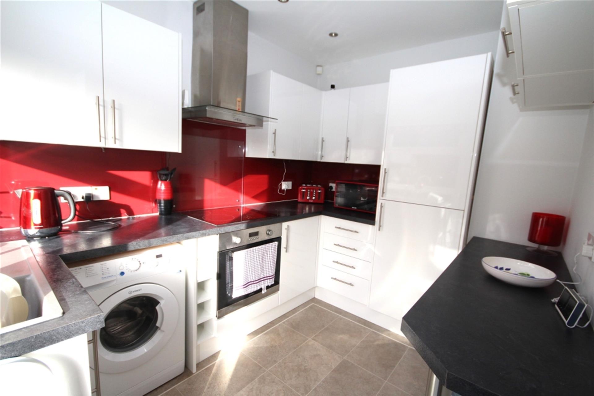 2 bedroom semi-detached house To Let in Egerton, Bolton, Greater Manchester - Photo.