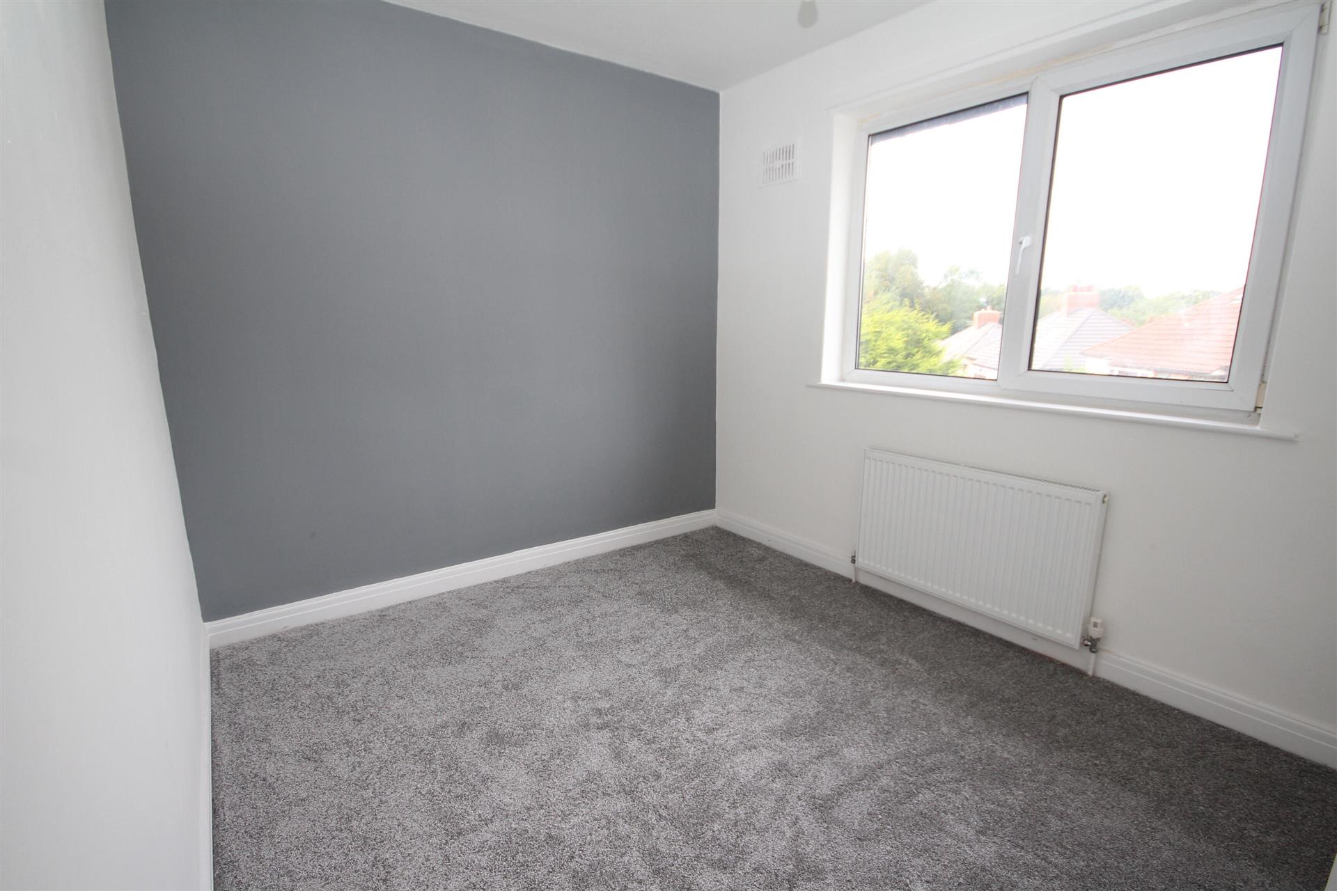 3 bedroom semi-detached house Let Agreed in Heaton, Bolton - Bedroom 2.