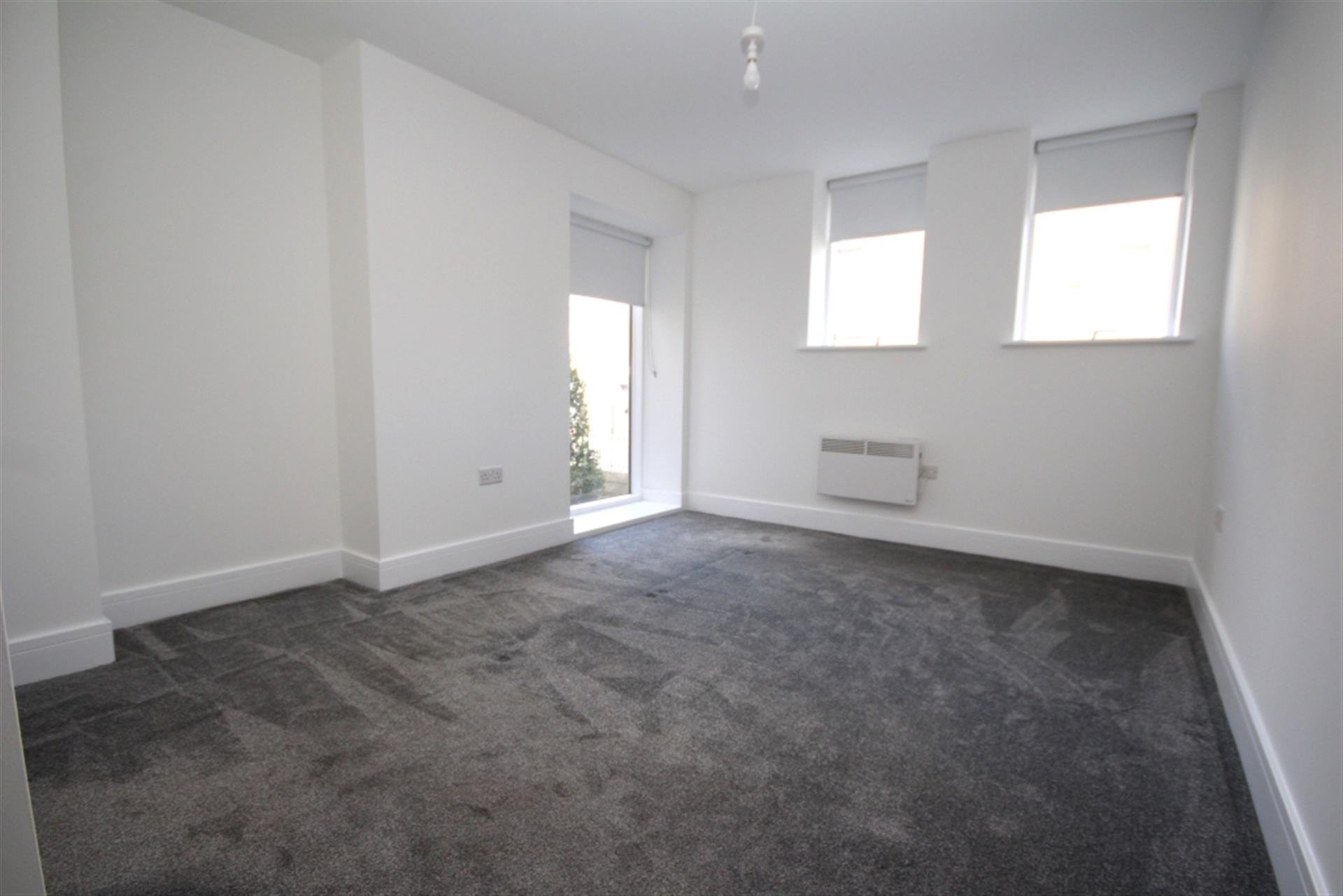 2 bedroom apartment flat / apartment To Let in Bolton, Greater Manchester - Main Bedroom.