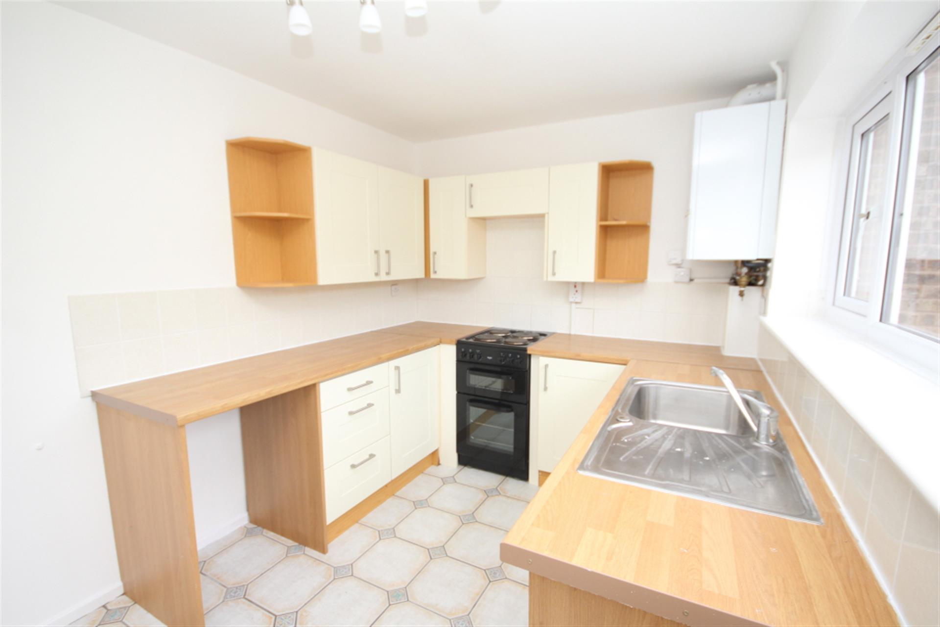 2 bedroom terraced house To Let in Bromley Cross, Bolton, Greater Manchester - Photo.