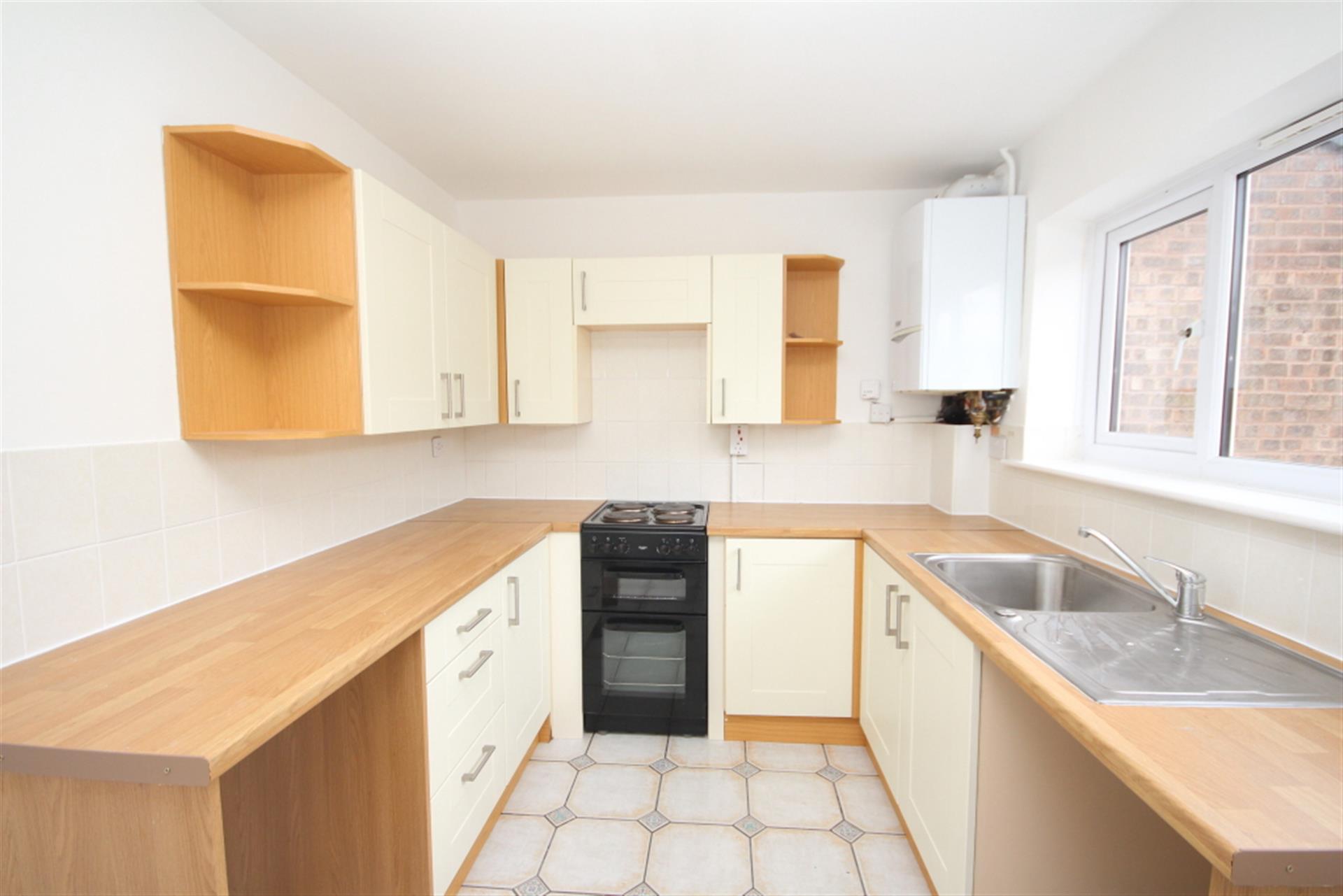 2 bedroom terraced house To Let in Bromley Cross, Bolton, Greater Manchester - Photo.