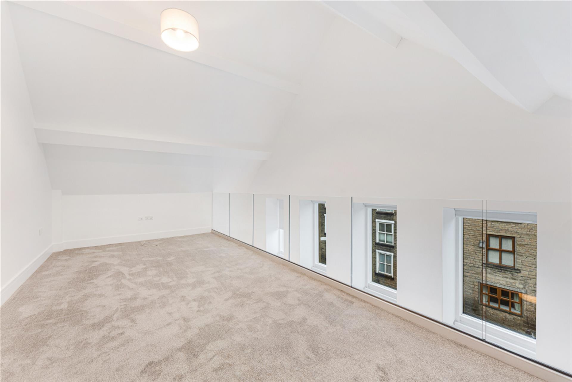 2 bedroom apartment flat / apartment To Let in Bolton, Greater Manchester - Master Bedroom.