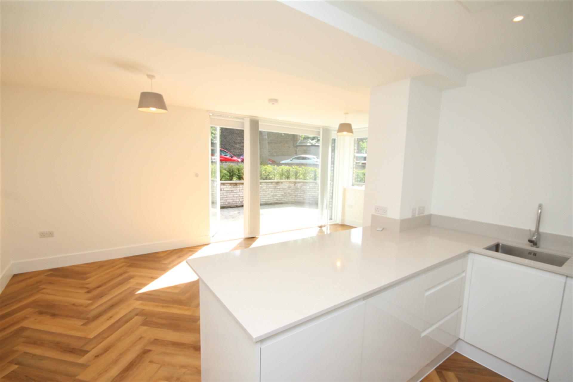 1 bedroom apartment flat / apartment To Let in Bolton, Greater Manchester - Lounge.