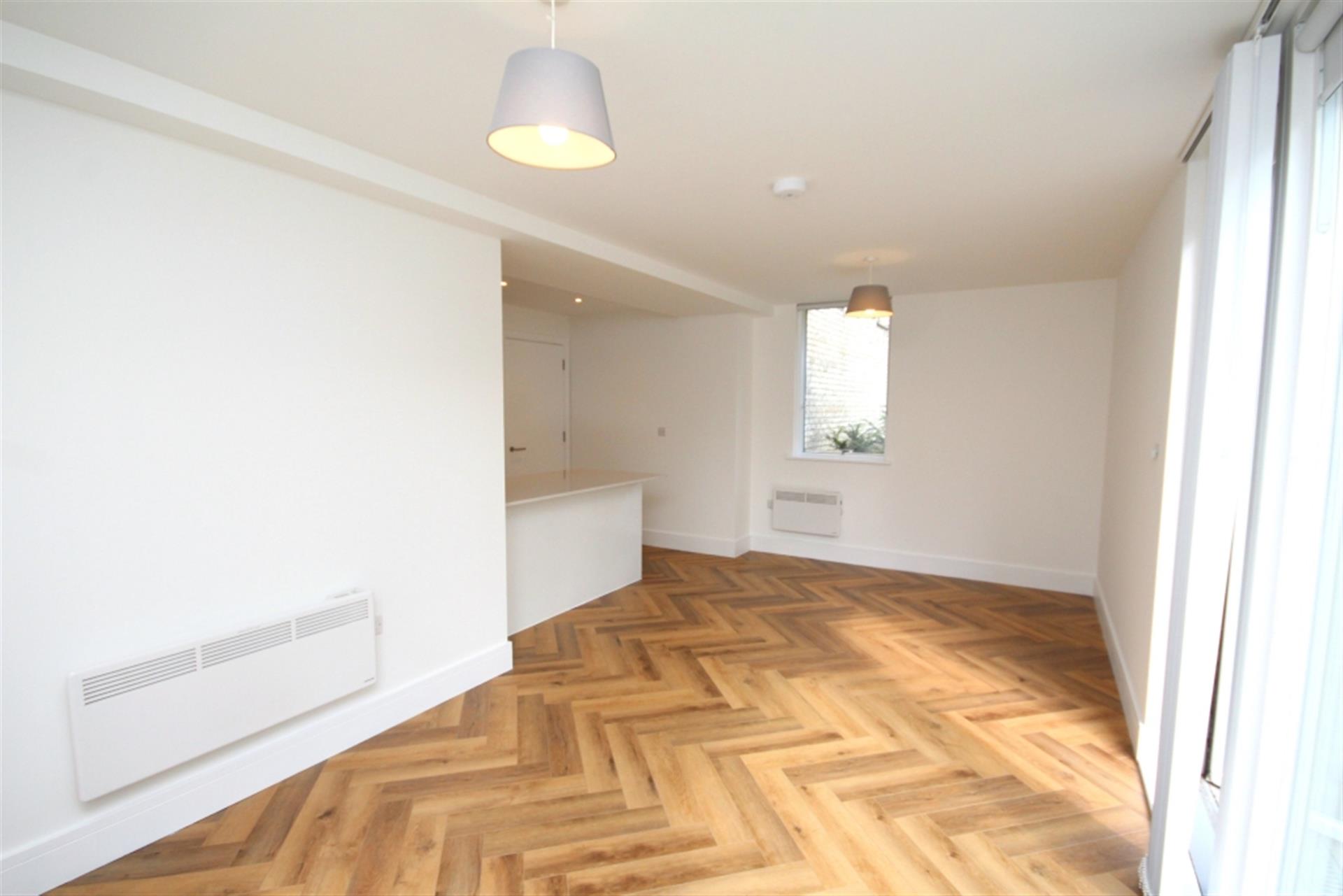 1 bedroom apartment flat / apartment To Let in Bolton, Greater Manchester - Lounge.
