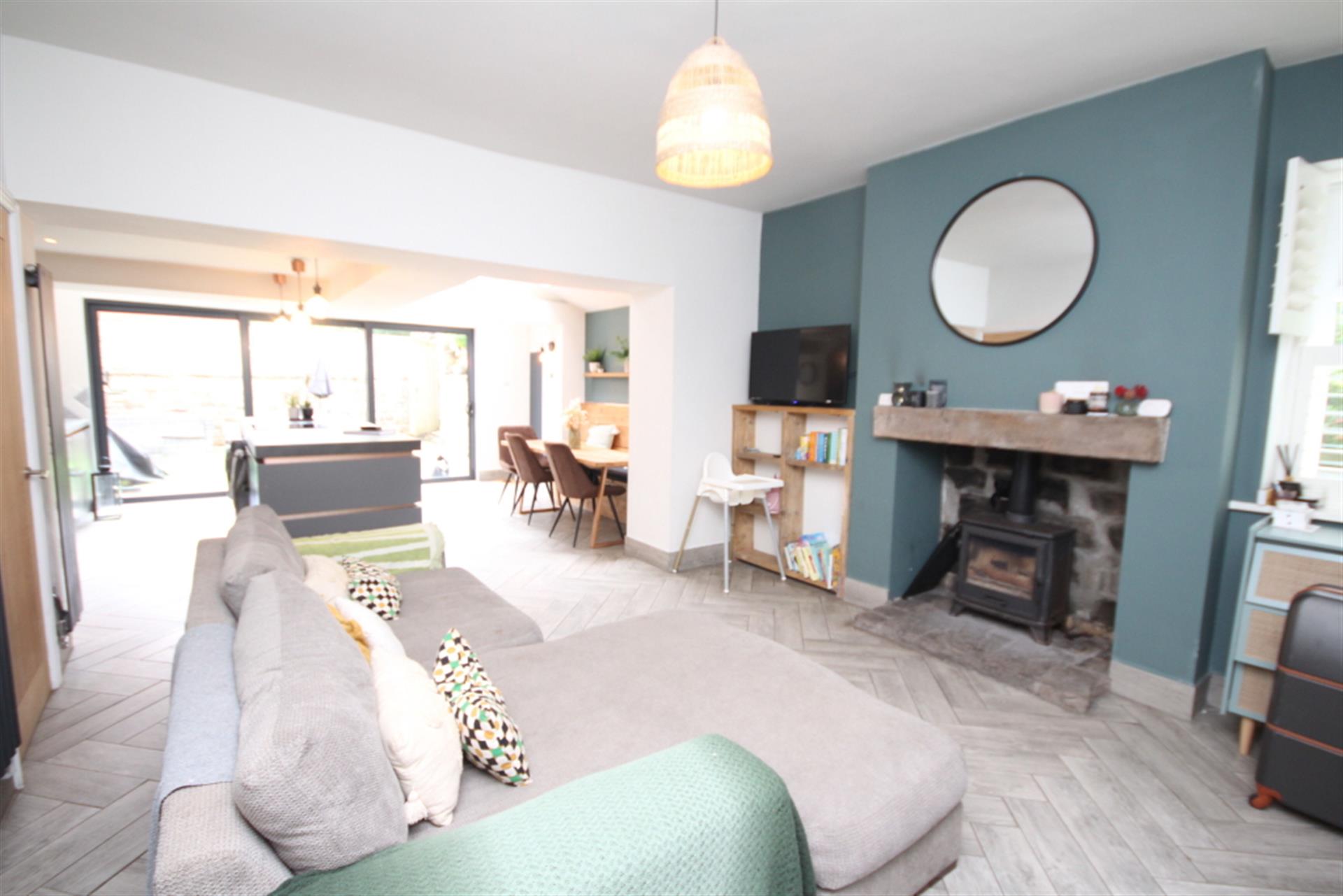 3 bedroom end terraced house To Let in Egerton, Bolton, Greater Manchester - Open plan lounge.