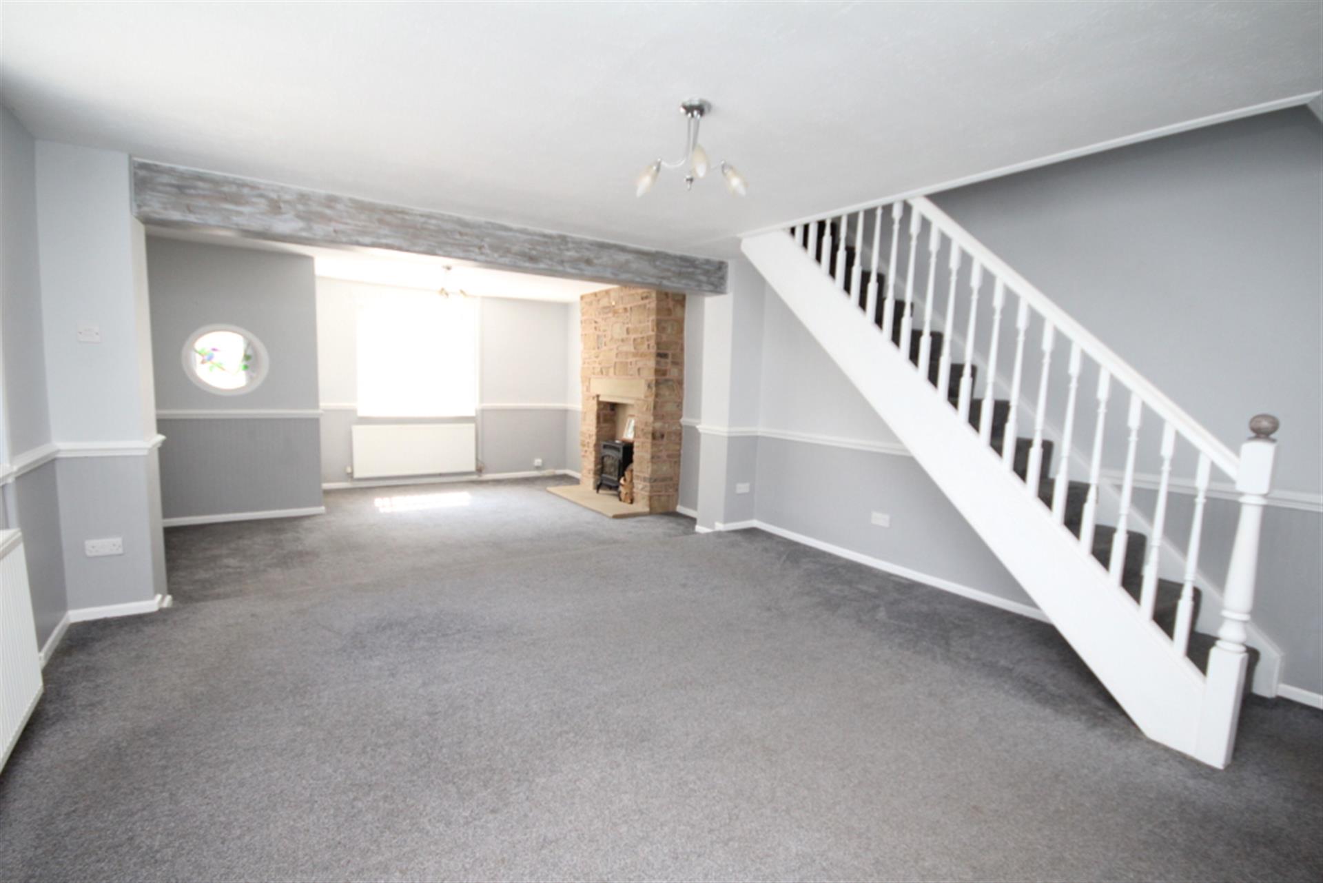 4 bedroom cottage house To Let in Bromley Cross, Bolton, Greater Manchester - Photo.