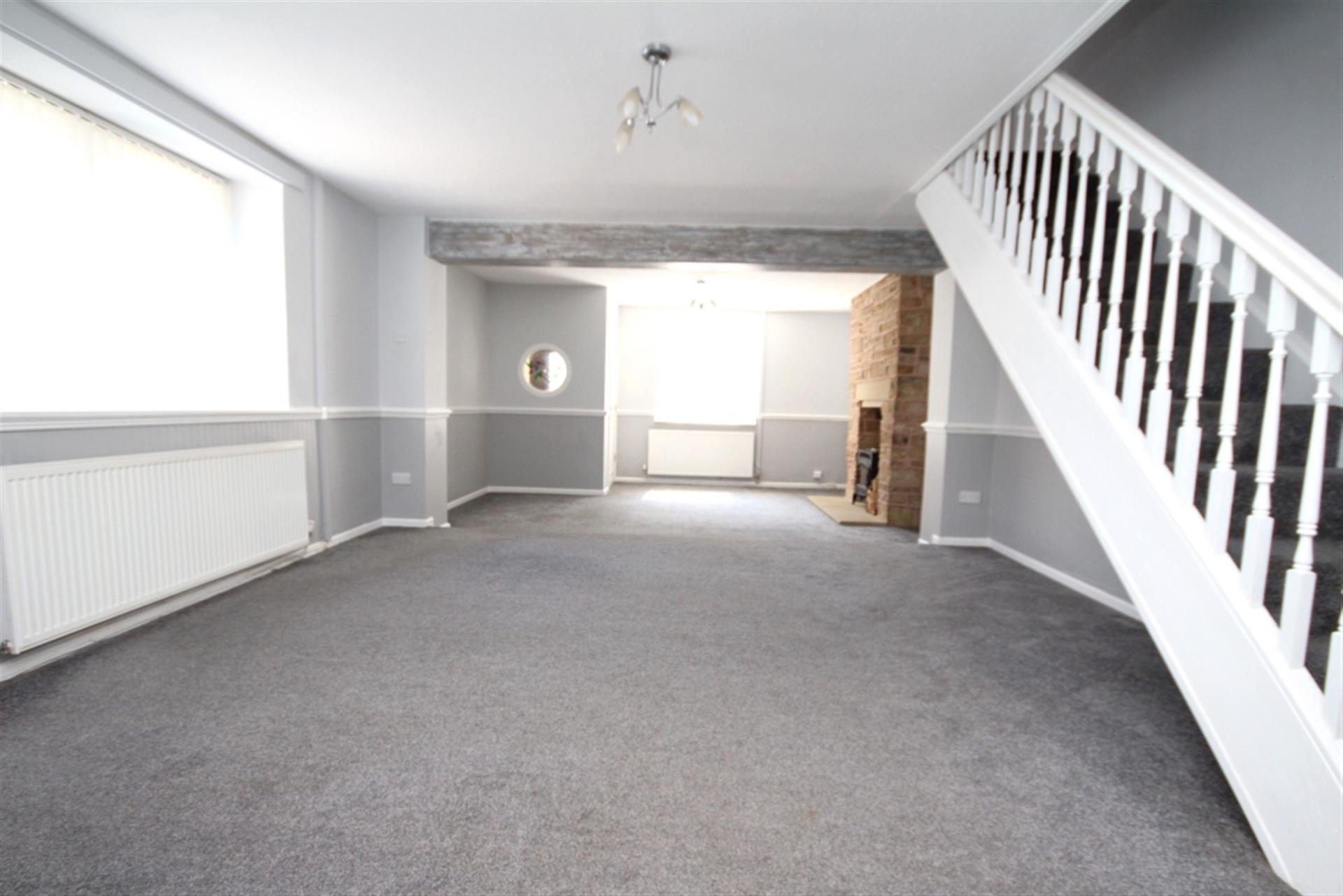 4 bedroom cottage house To Let in Bromley Cross, Bolton, Greater Manchester - Photo.