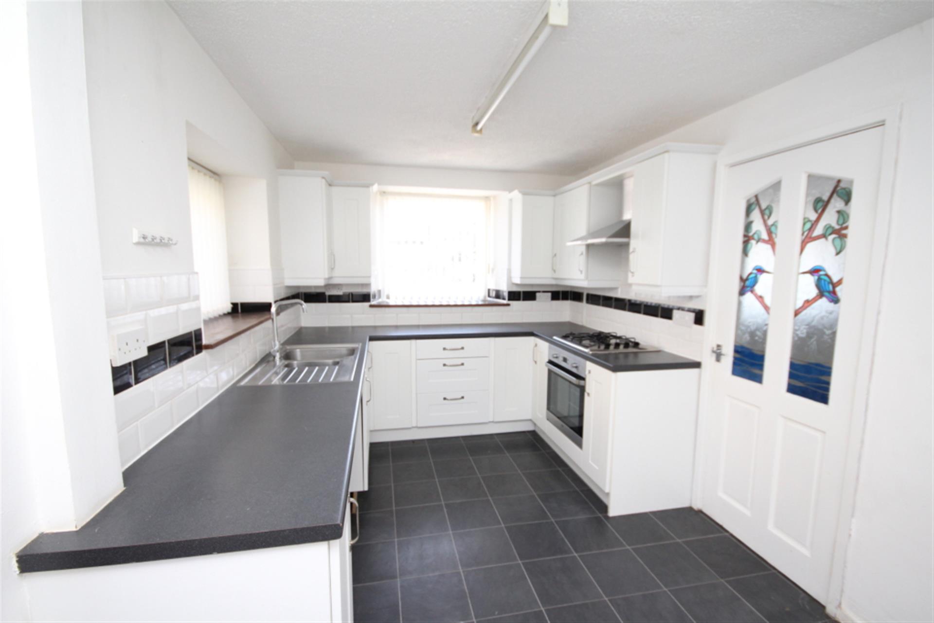 4 bedroom cottage house To Let in Bromley Cross, Bolton, Greater Manchester - Photo.