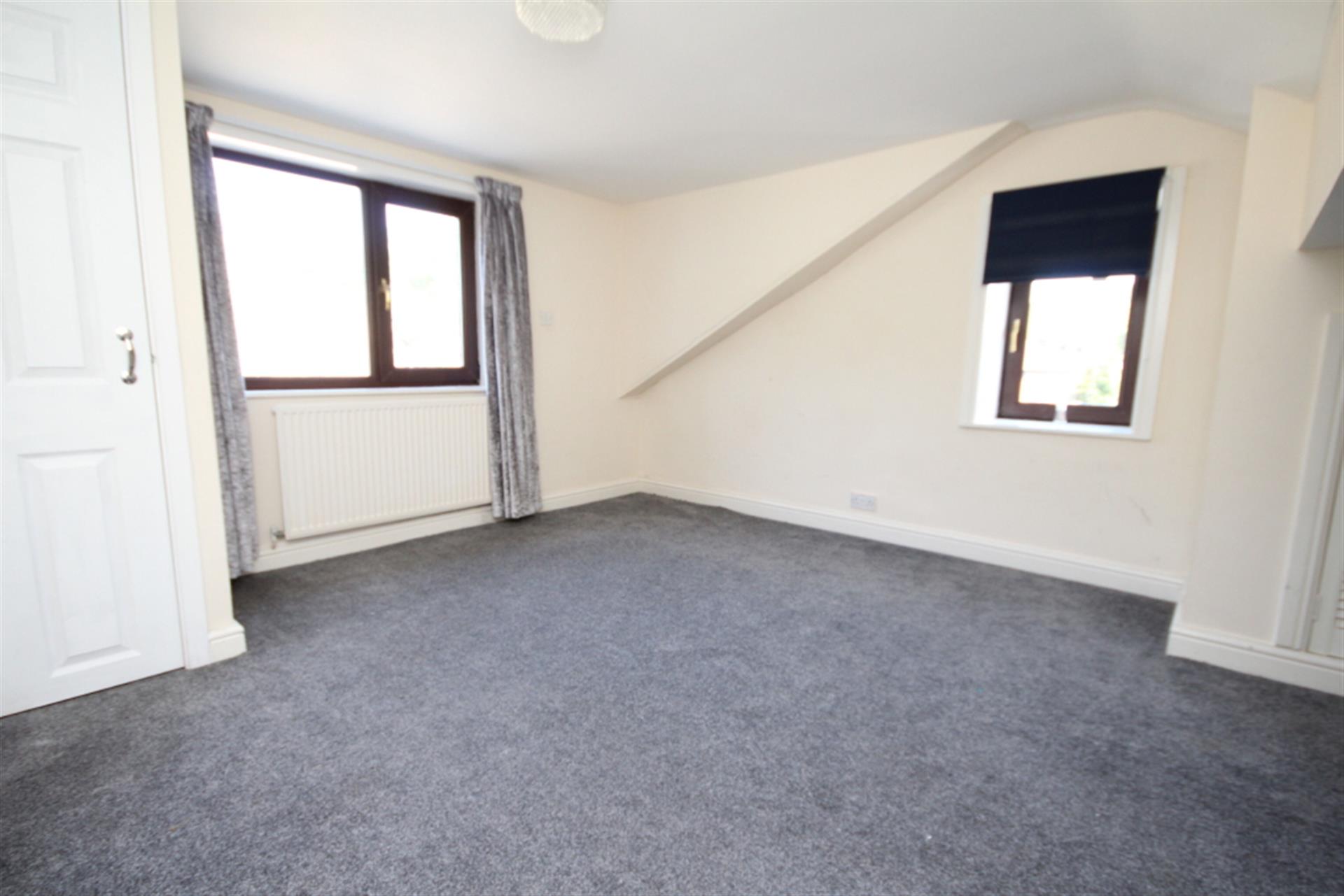 4 bedroom cottage house To Let in Bromley Cross, Bolton, Greater Manchester - Photo.