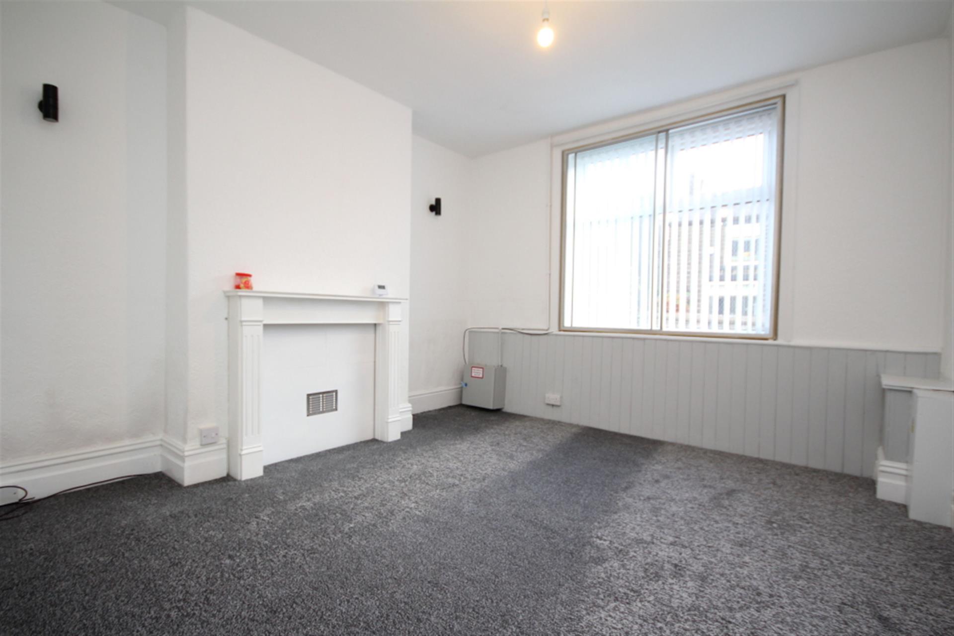 2 bedroom terraced house To Let in Bolton, Greater Manchester - Lounge.