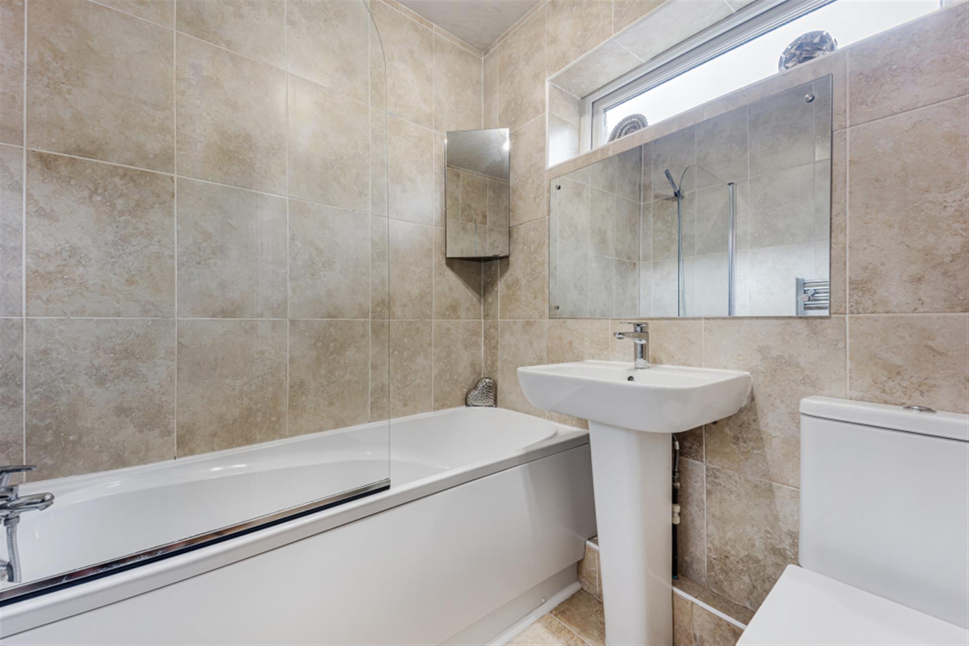3 bedroom bungalow To Let in Egerton, Bolton, Greater Manchester - Bathroom.