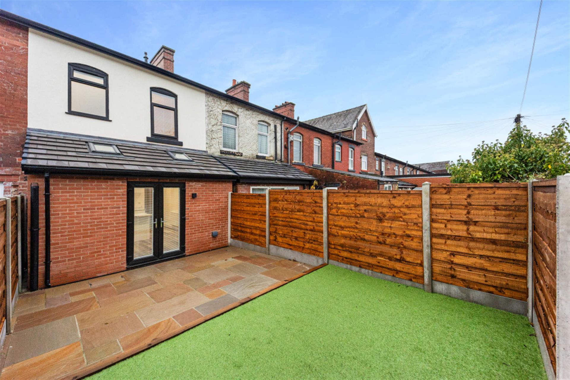 3 bedroom terraced house To Let in Bromley Cross, Bolton, Greater Manchester - Garden.