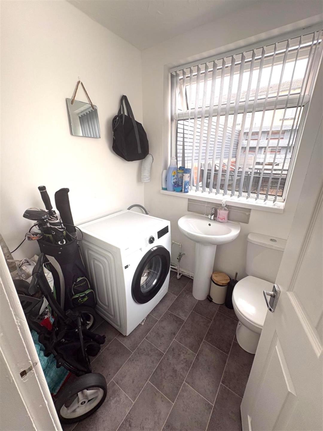 2 bedroom end terraced house To Let in Bromley Cross, Bolton, Greater Manchester - Photo.