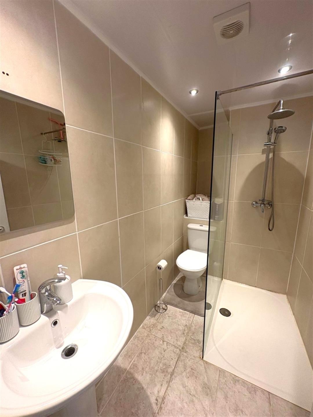 2 bedroom end terraced house To Let in Bromley Cross, Bolton, Greater Manchester - Photo.