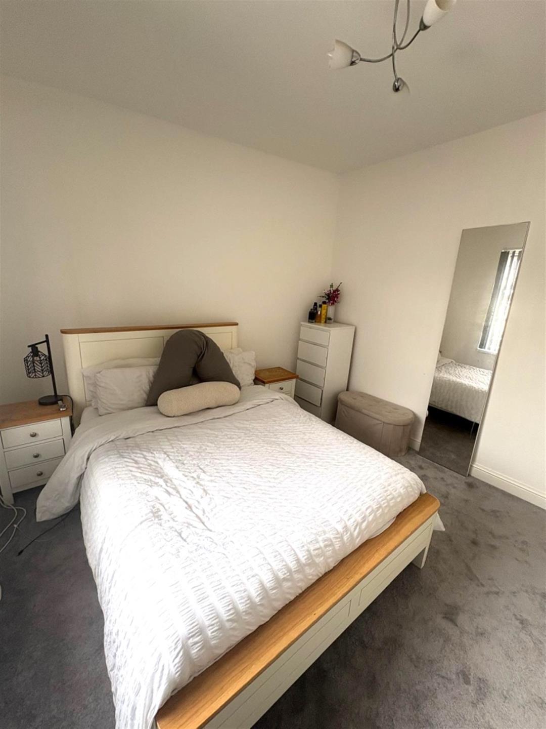 2 bedroom end terraced house To Let in Bromley Cross, Bolton, Greater Manchester - Photo.