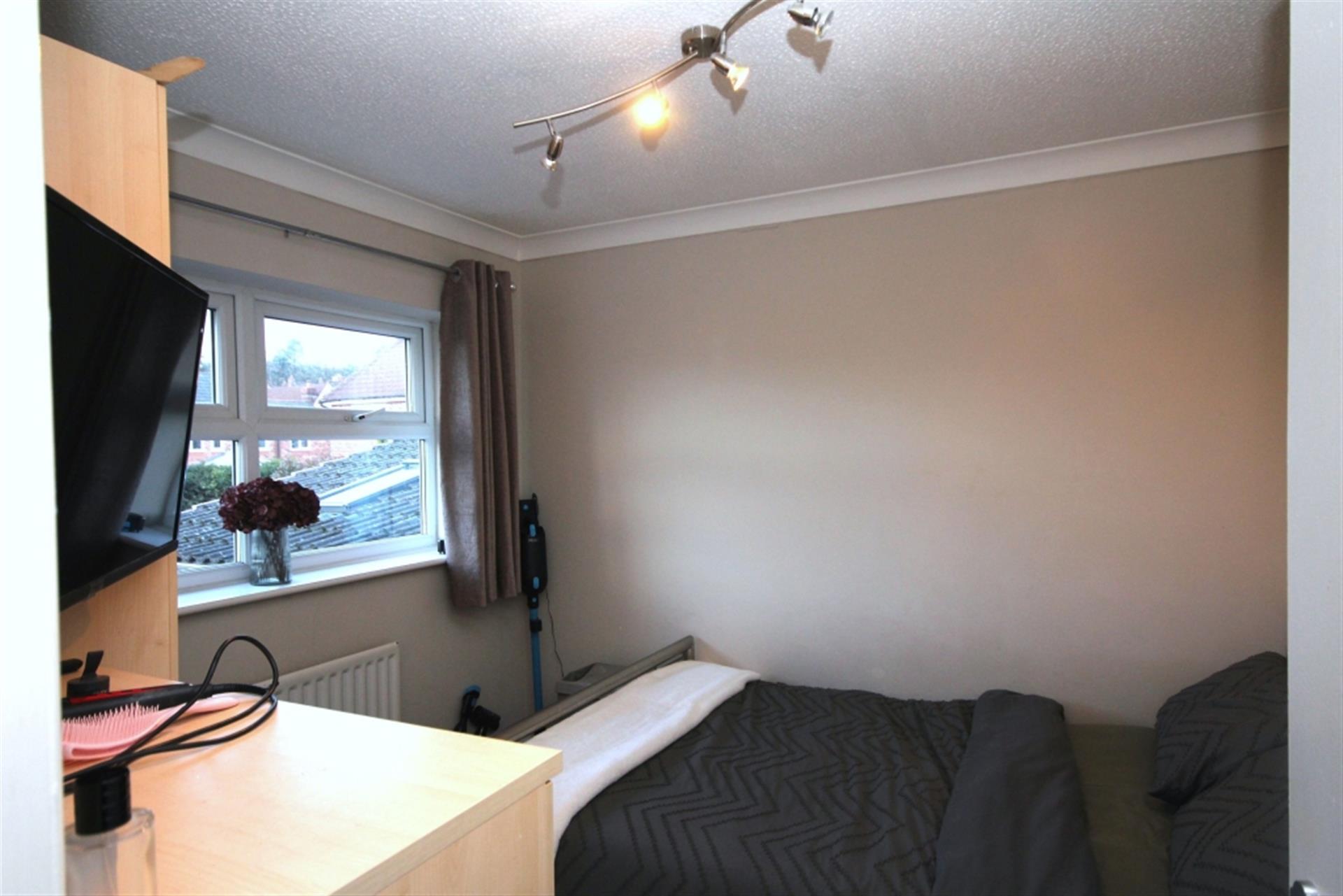 4 bedroom detached house To Let in Bromley Cross, Bolton, Greater Manchester - Photo.