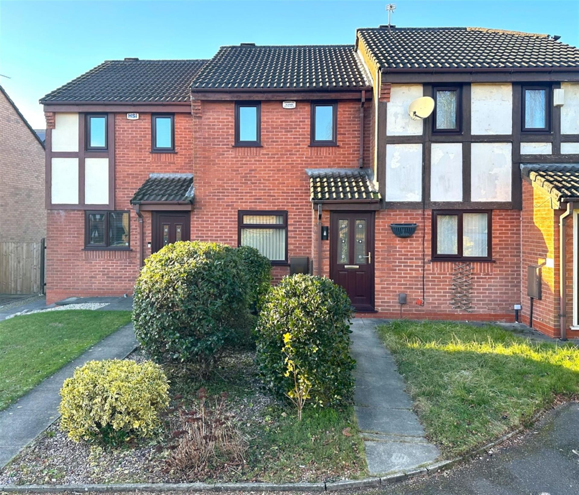 2 bedroom town house house To Let in Astley Bridge, Bolton, Greater Manchester - Main photo.