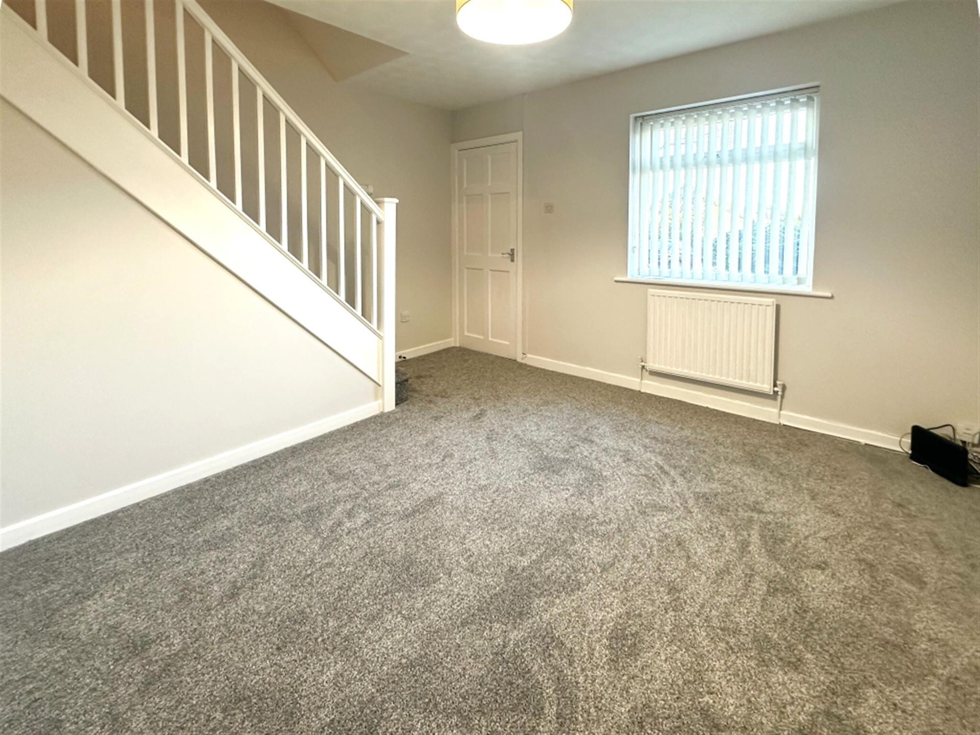 2 bedroom town house house To Let in Astley Bridge, Bolton, Greater Manchester - Lounge.