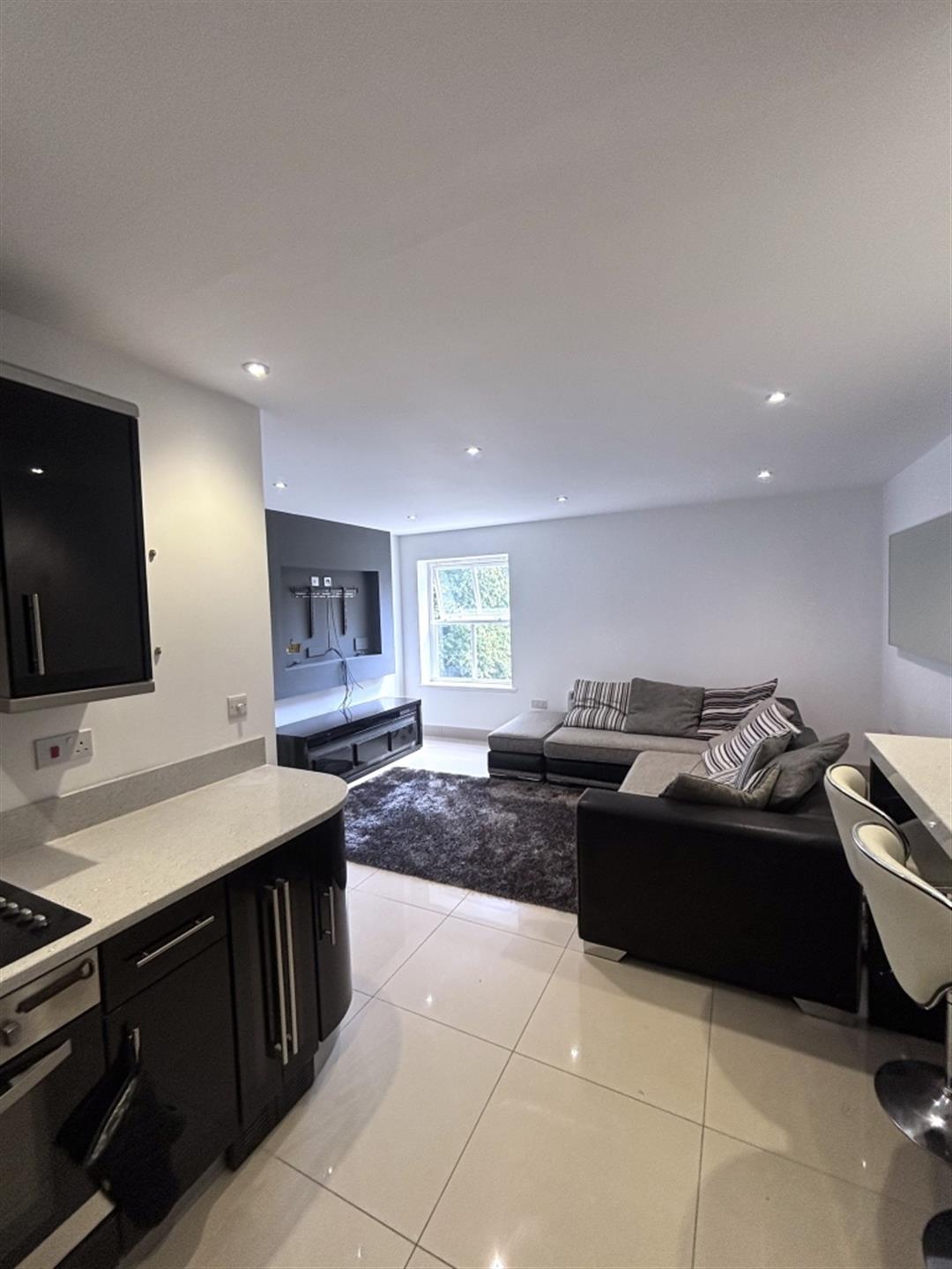 2 bedroom apartment flat / apartment To Let in Bromley Cross, Bolton, Greater Manchester - Photo.
