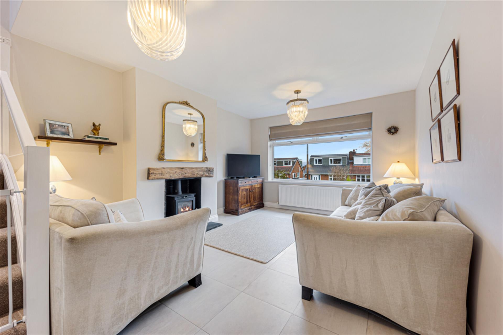 3 bedroom semi-detached bungalow To Let in Bolton, Greater Manchester - Lounge.