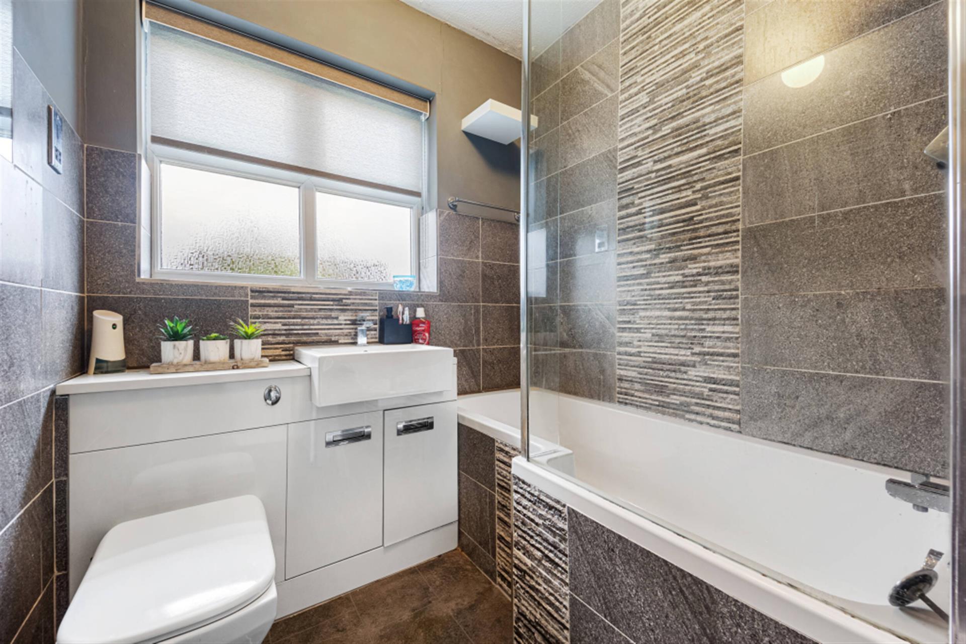 3 bedroom semi-detached house To Let in Bolton, Greater Manchester - Bathroom.