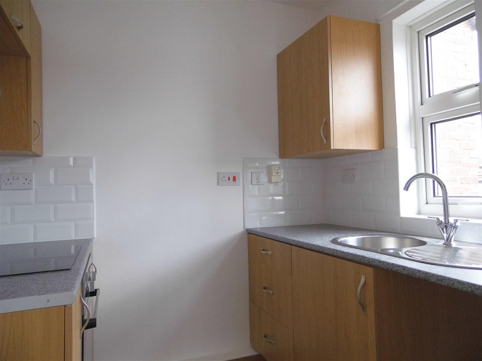 2 bedroom flat flat / apartment To Let in Bishop Auckland - Property photograph.