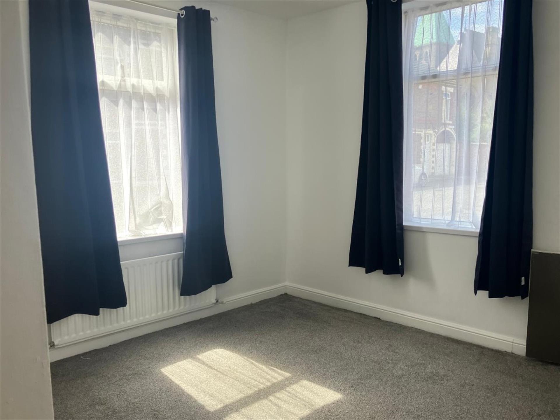 2 bedroom terraced house To Let in Bishop Auckland - Property photograph.