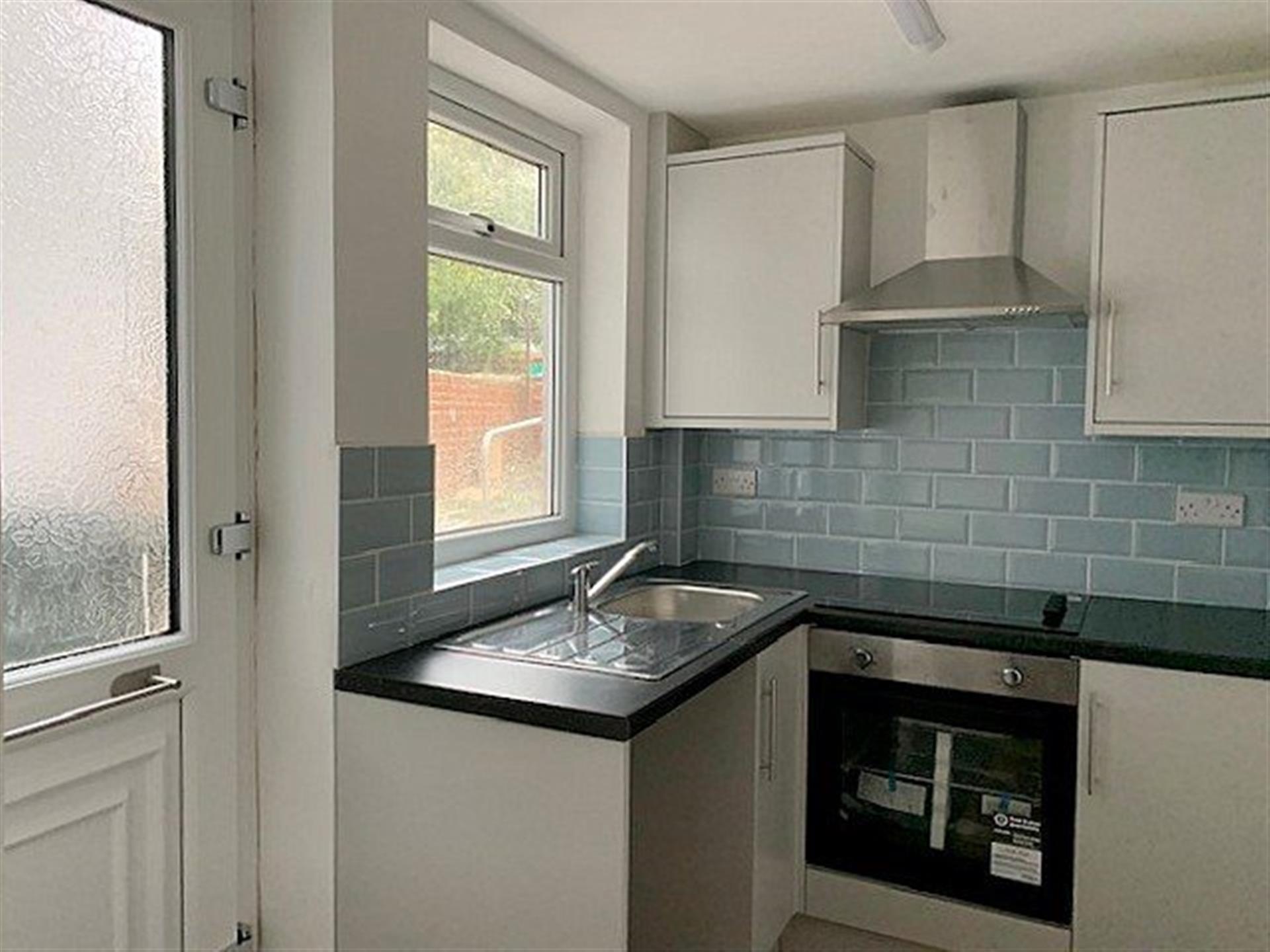 2 bedroom terraced house To Let in High Etherley - photograph 5.