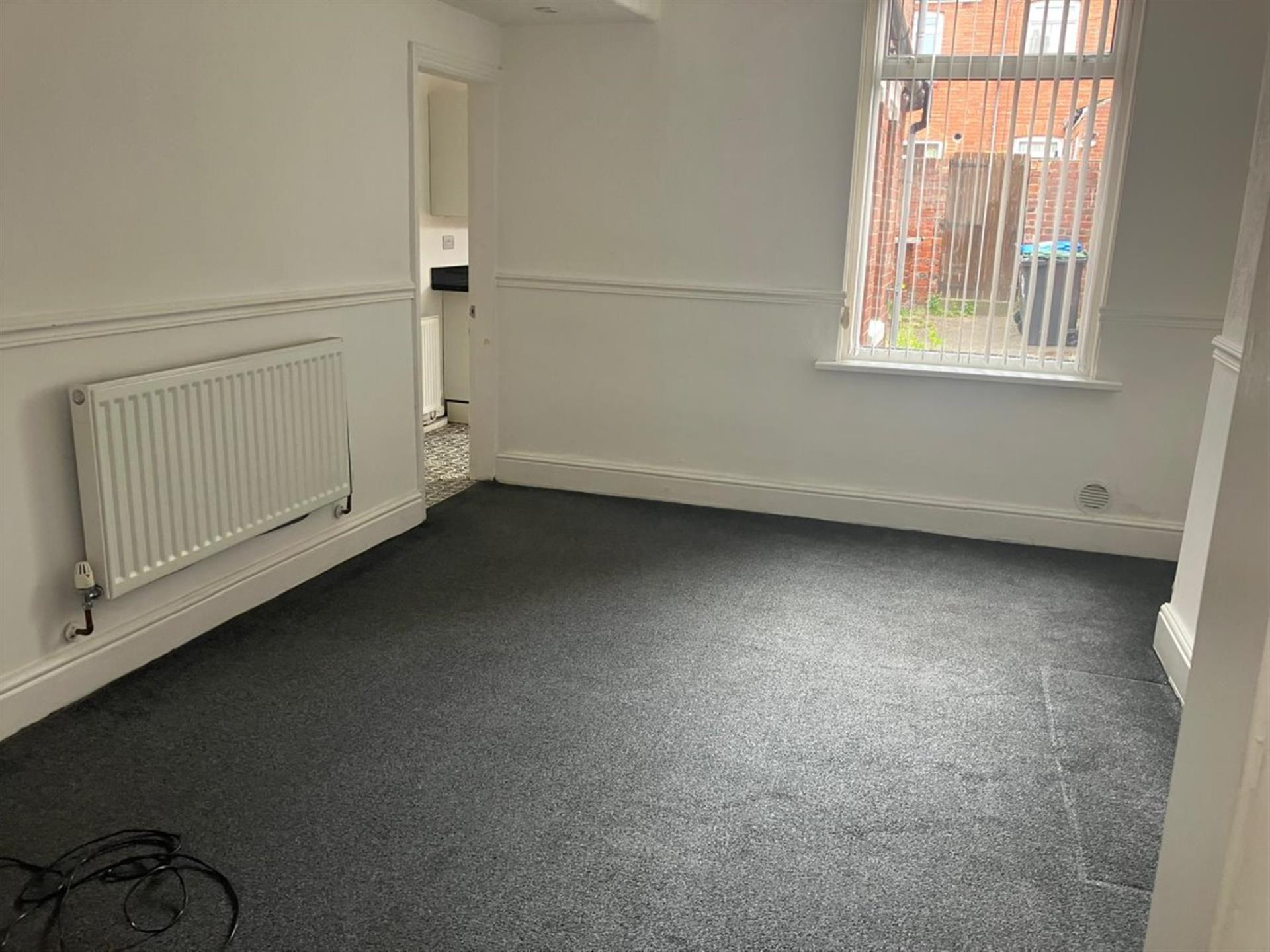 2 bedroom terraced house To Let in Bishop Auckland - photograph 8.