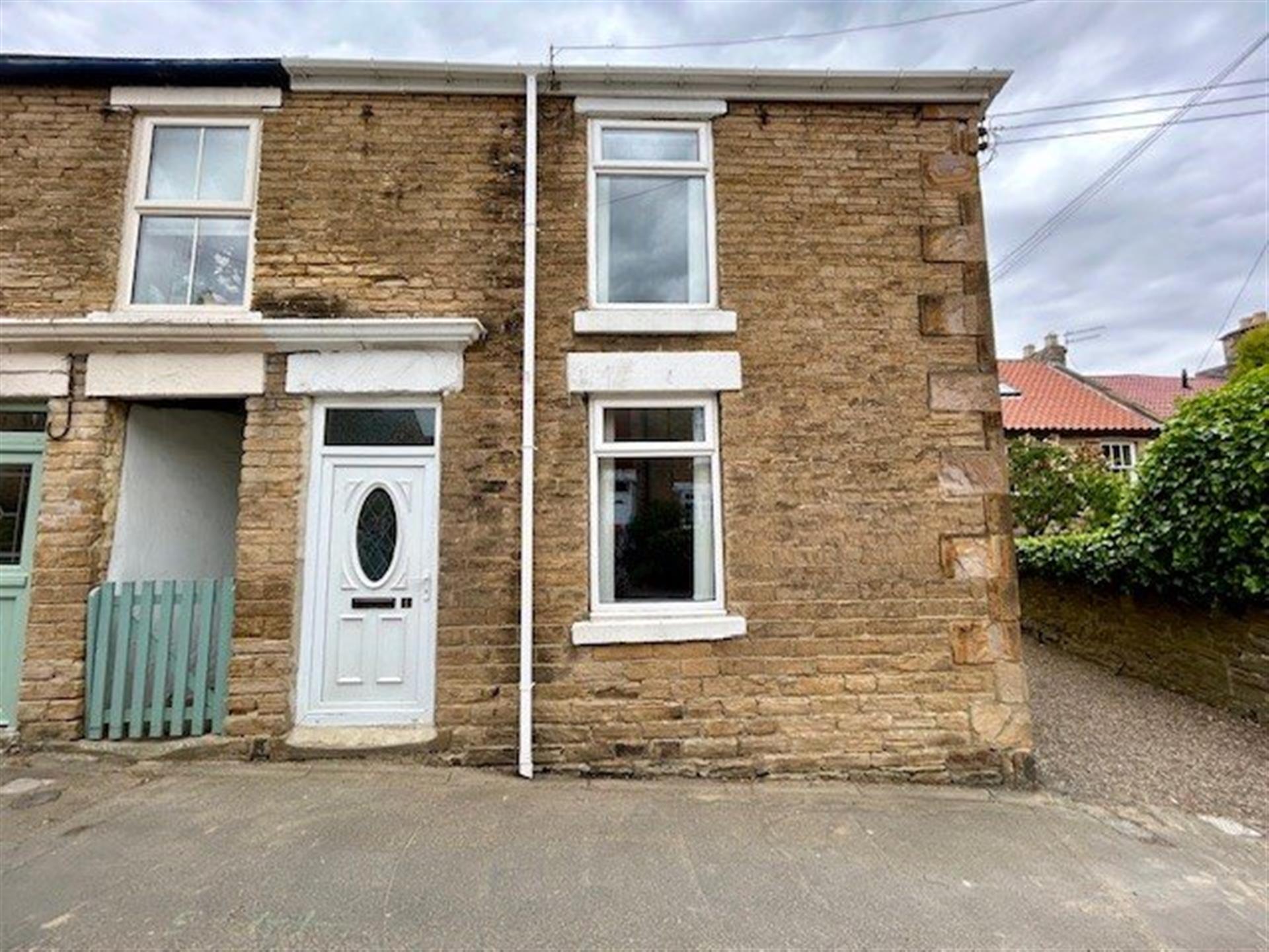3 bedroom terraced house To Let in Hunwick - Main Image.