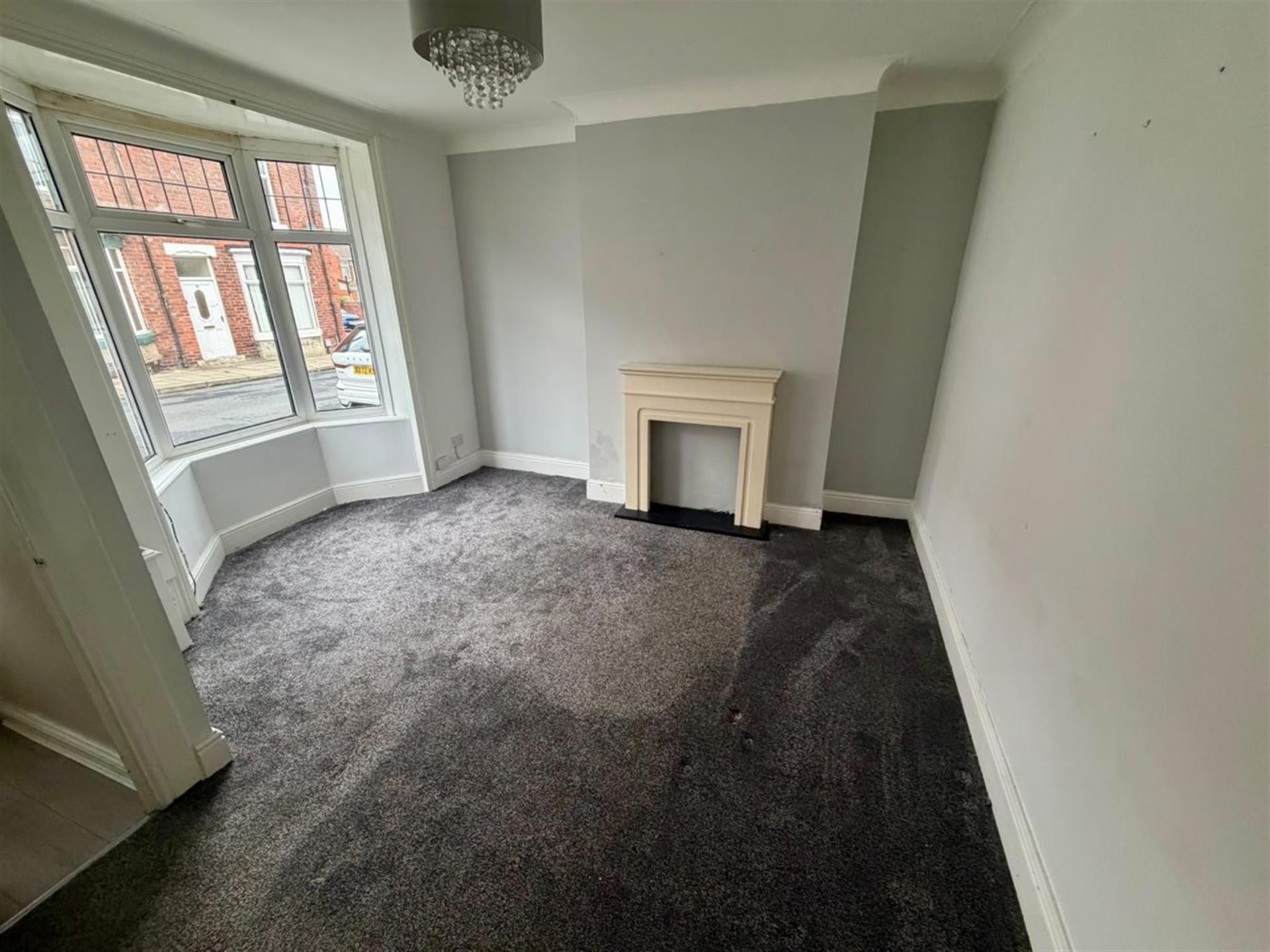 2 bedroom terraced house To Let in Shildon - Property photograph.