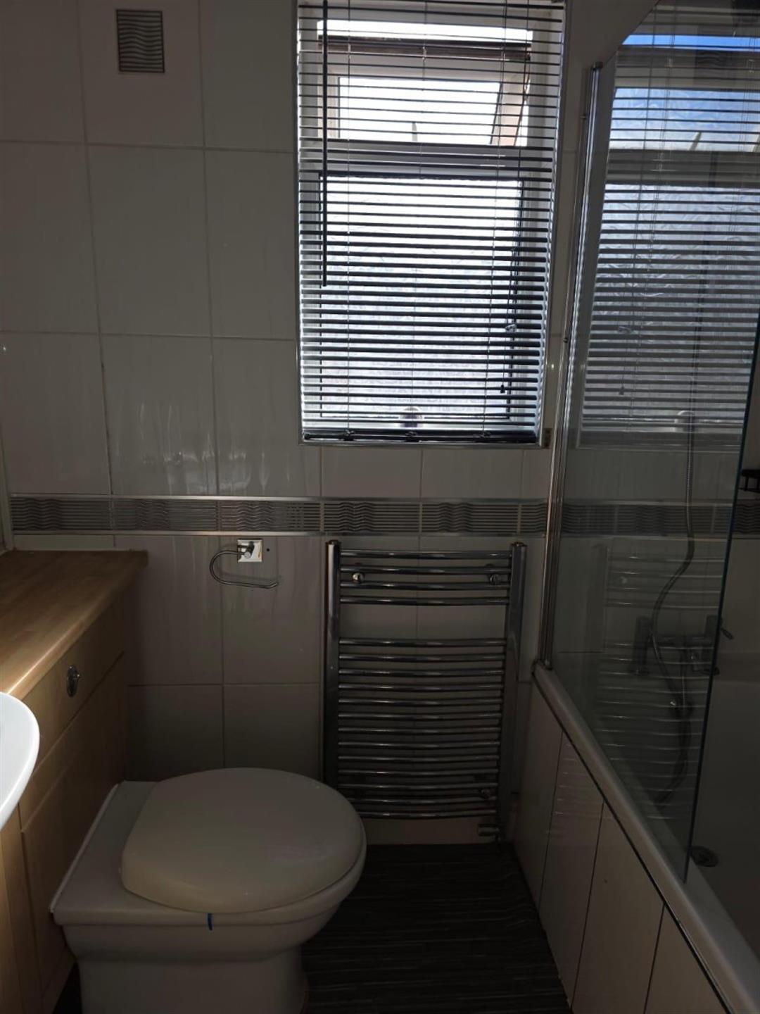 2 bedroom terraced house To Let in Shildon - Property photograph.