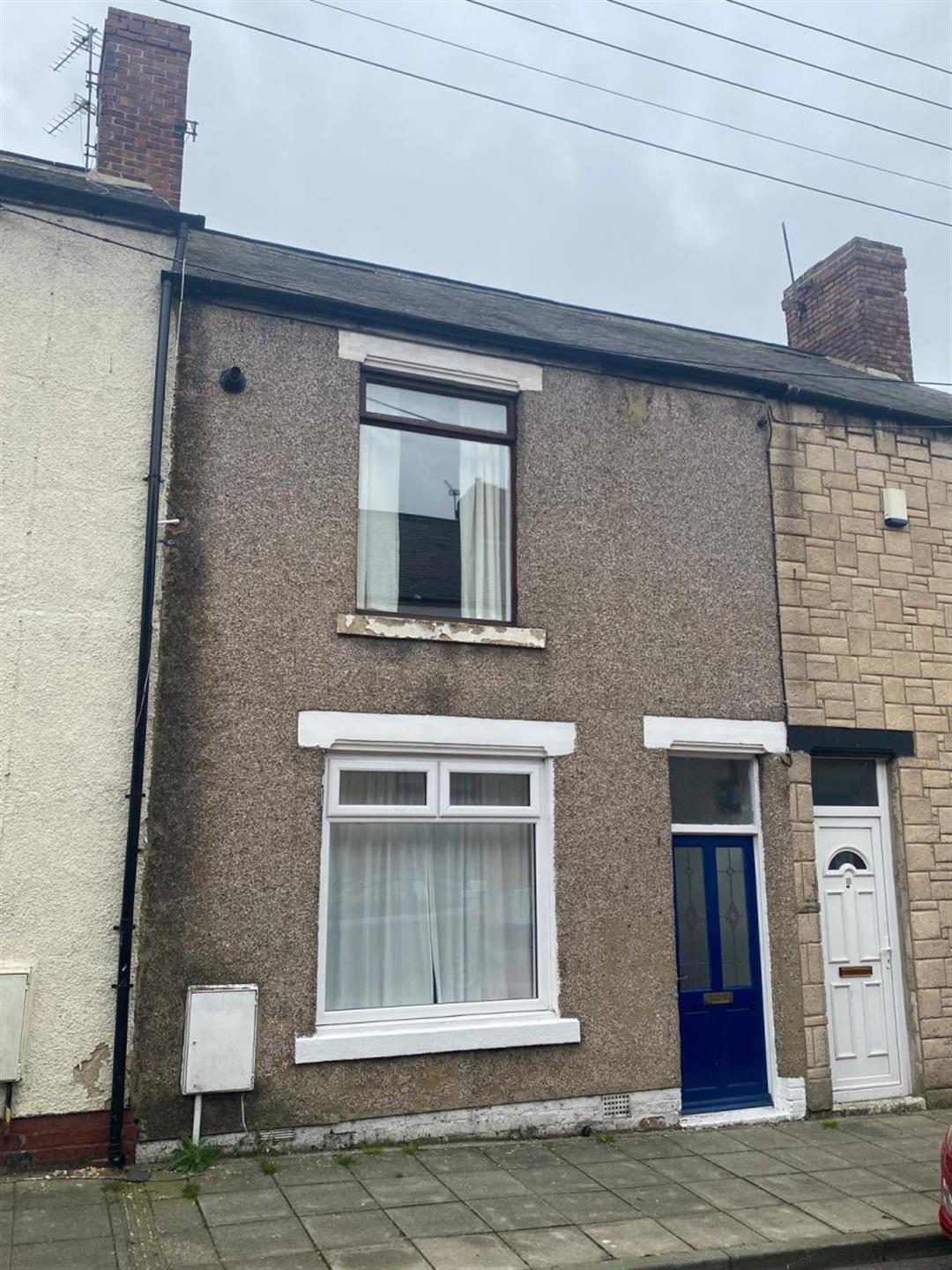 2 bedroom terraced house Let Agreed in Chilton - photograph 1.